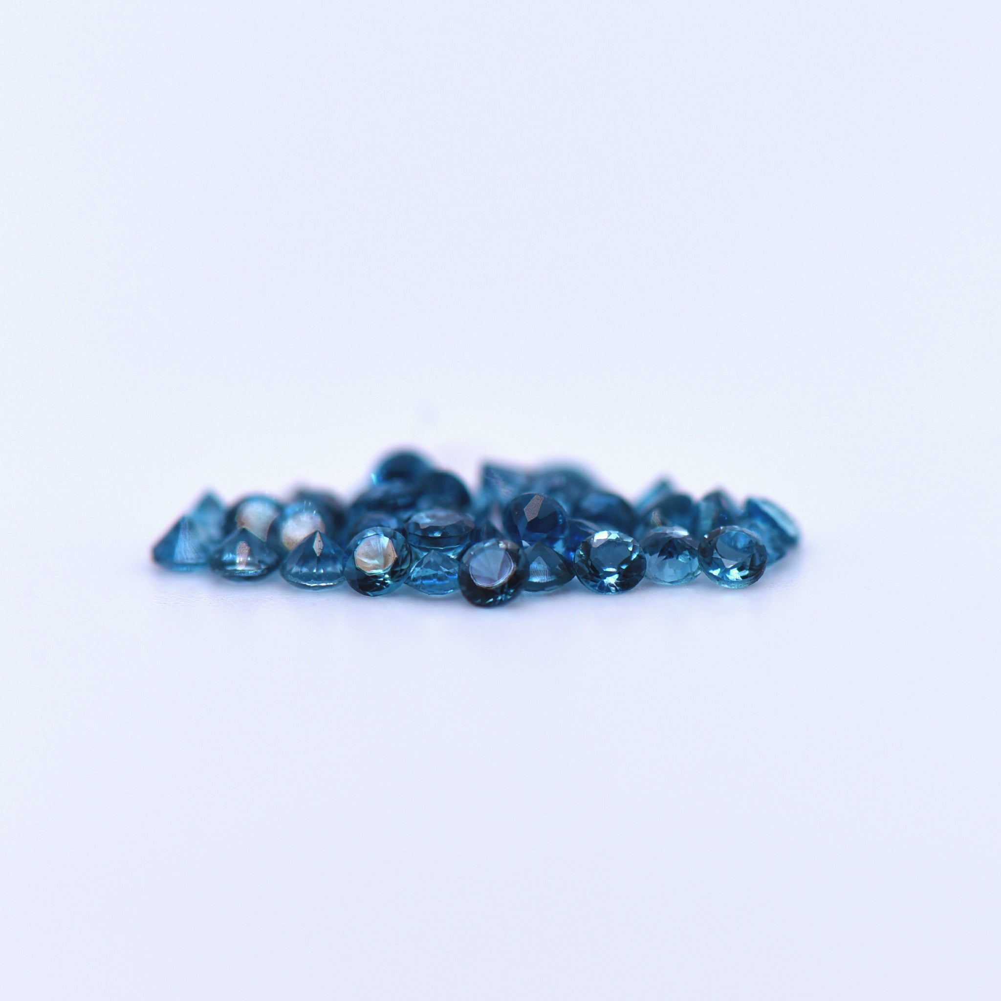 2.25mm Round Faceted London Blue Topaz