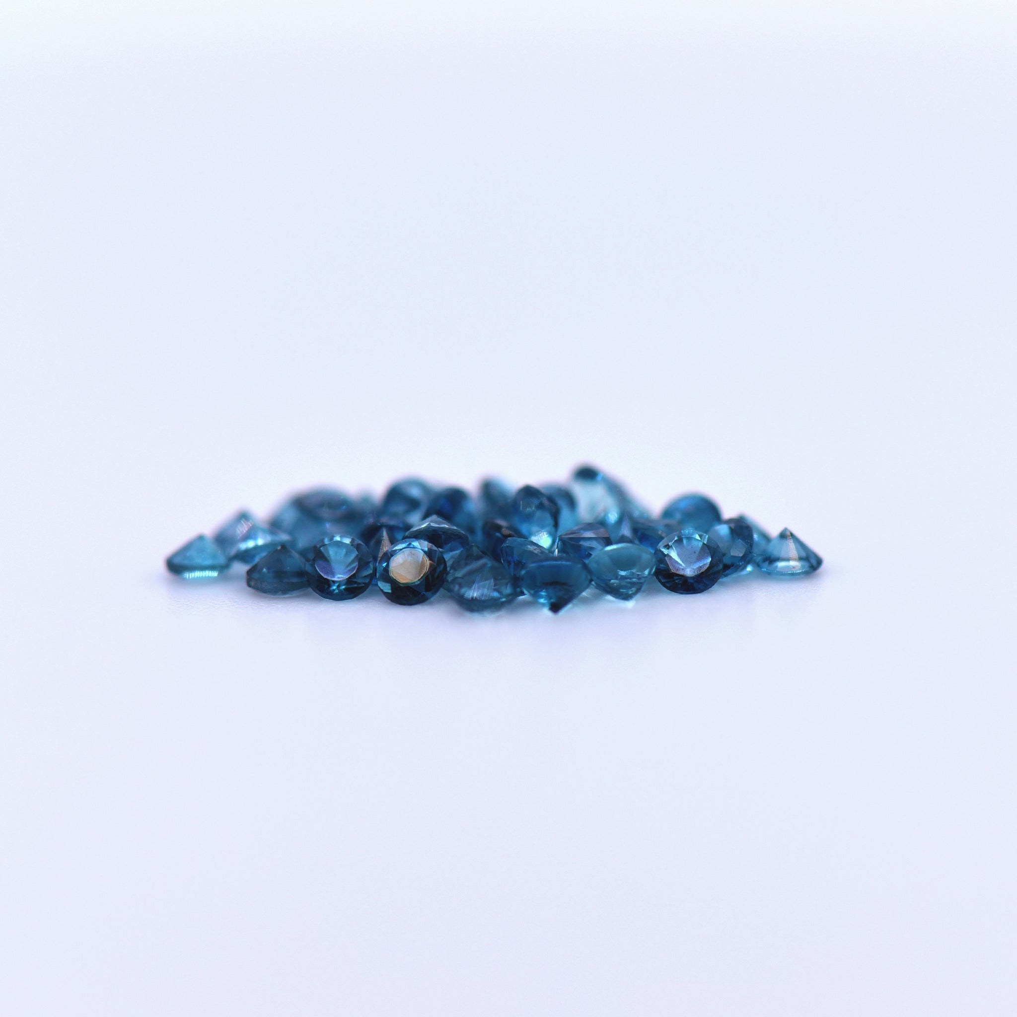 2.25mm Round Faceted London Blue Topaz