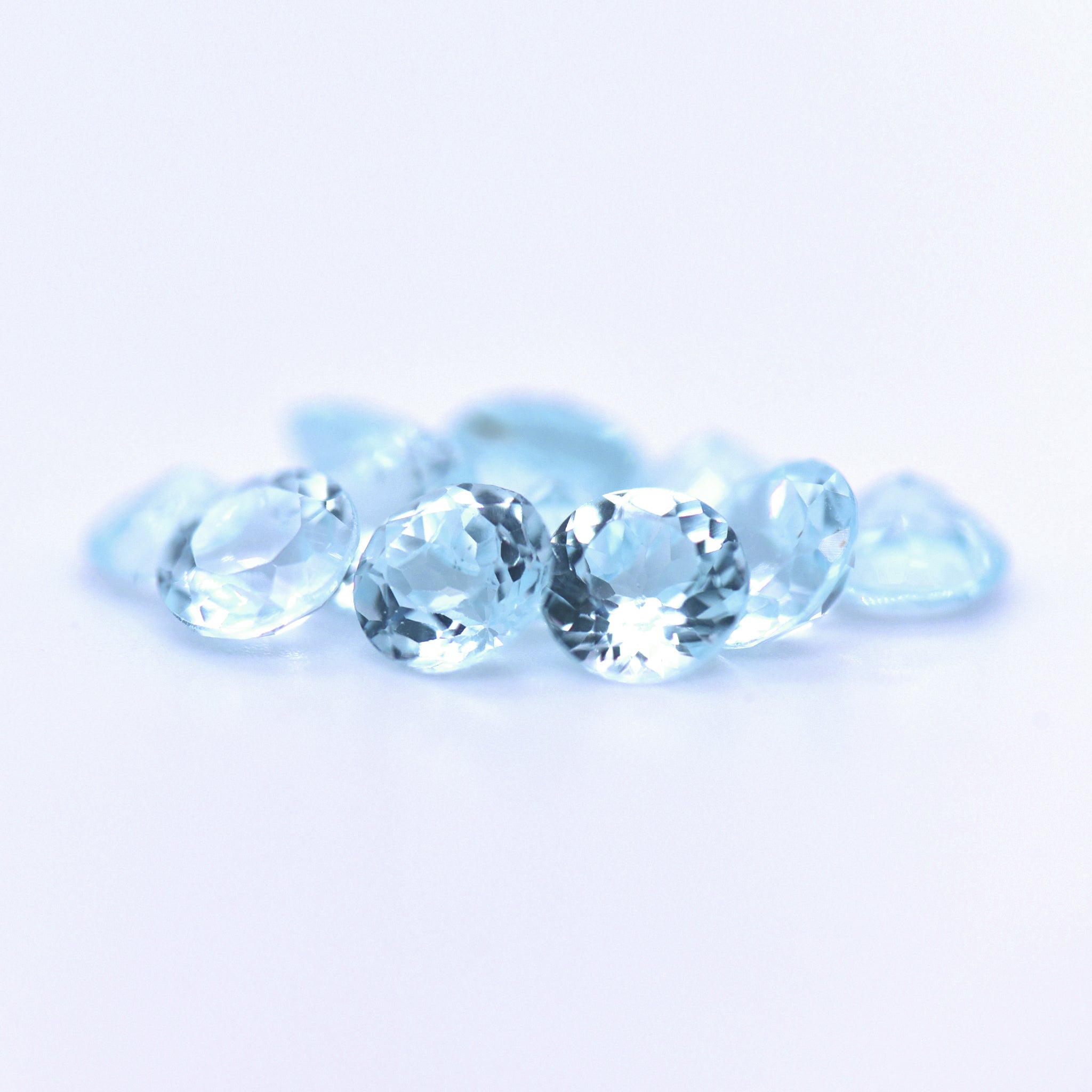 5.5mm Round Faceted Sky Blue Topaz