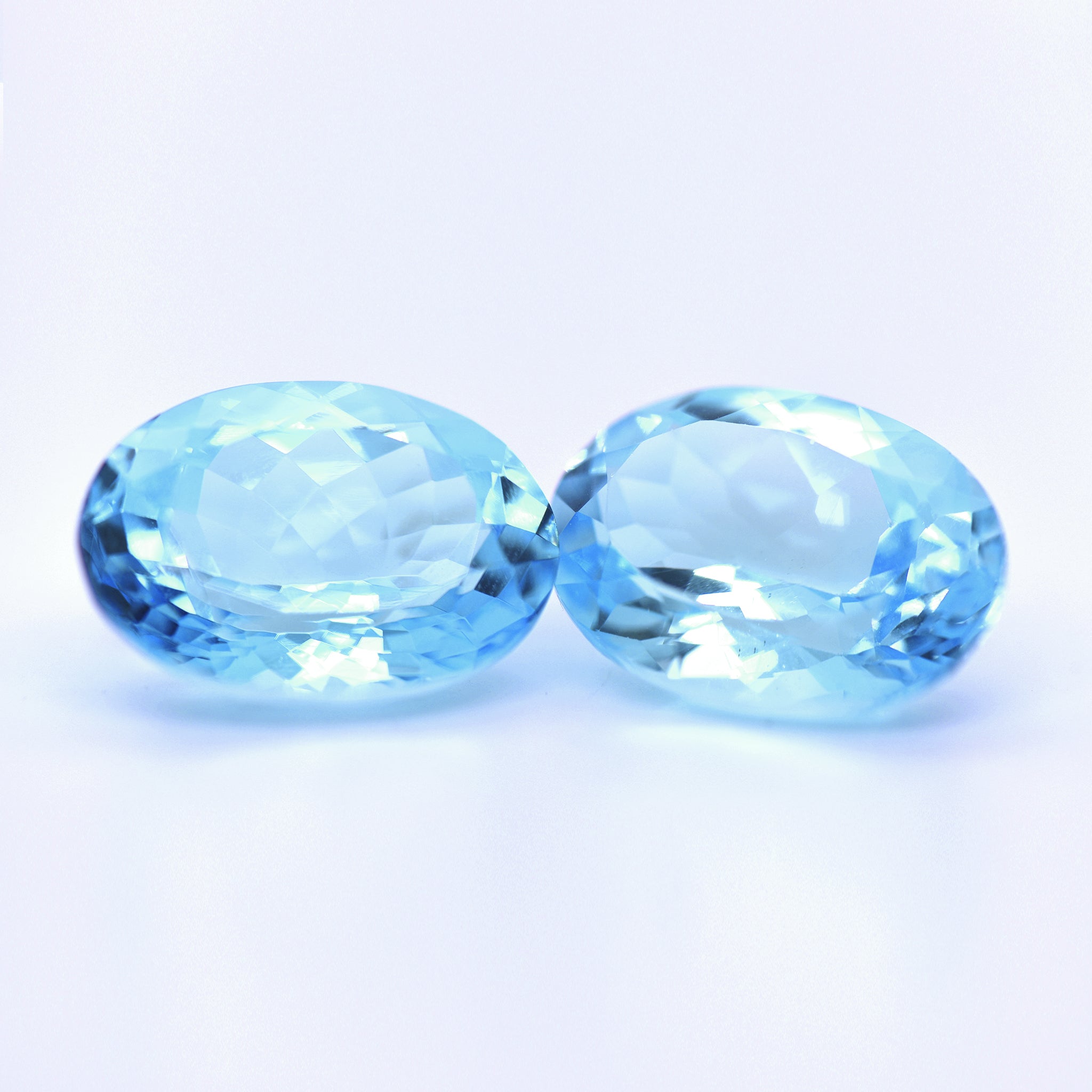 18x13 Oval Faceted Sky Blue Topaz