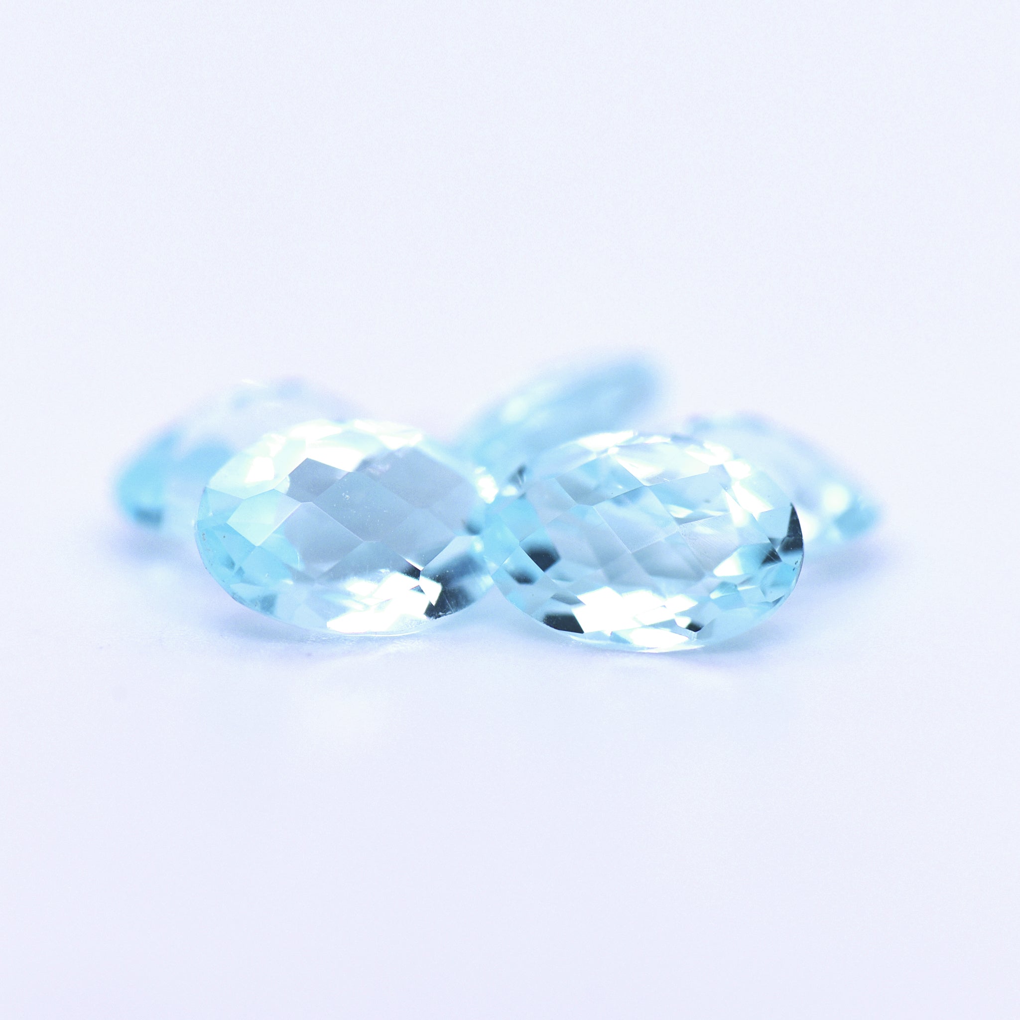 8x6 Oval Checkerboard Cut Sky Blue Topaz