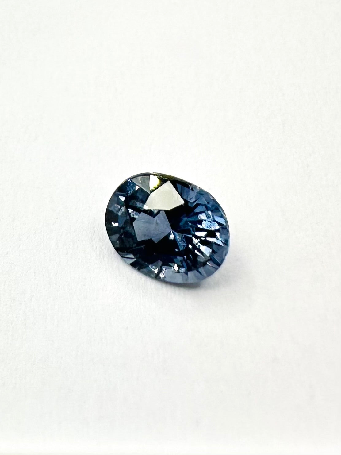 1.04cts 6.83x5.52 Oval Faceted Cobalt Sapphire