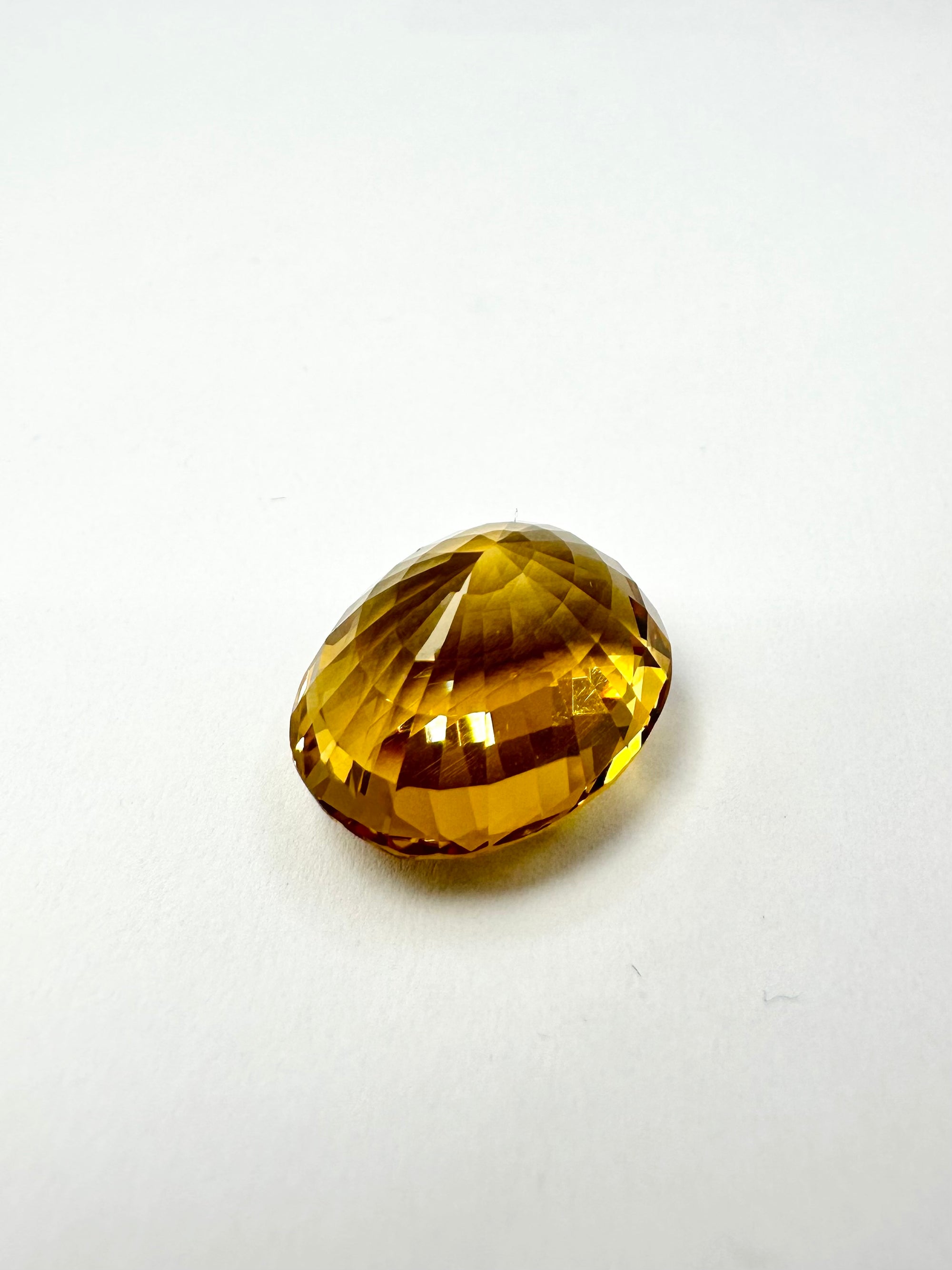 14.56cts 16.72x13.42mm Oval Faceted Citrine