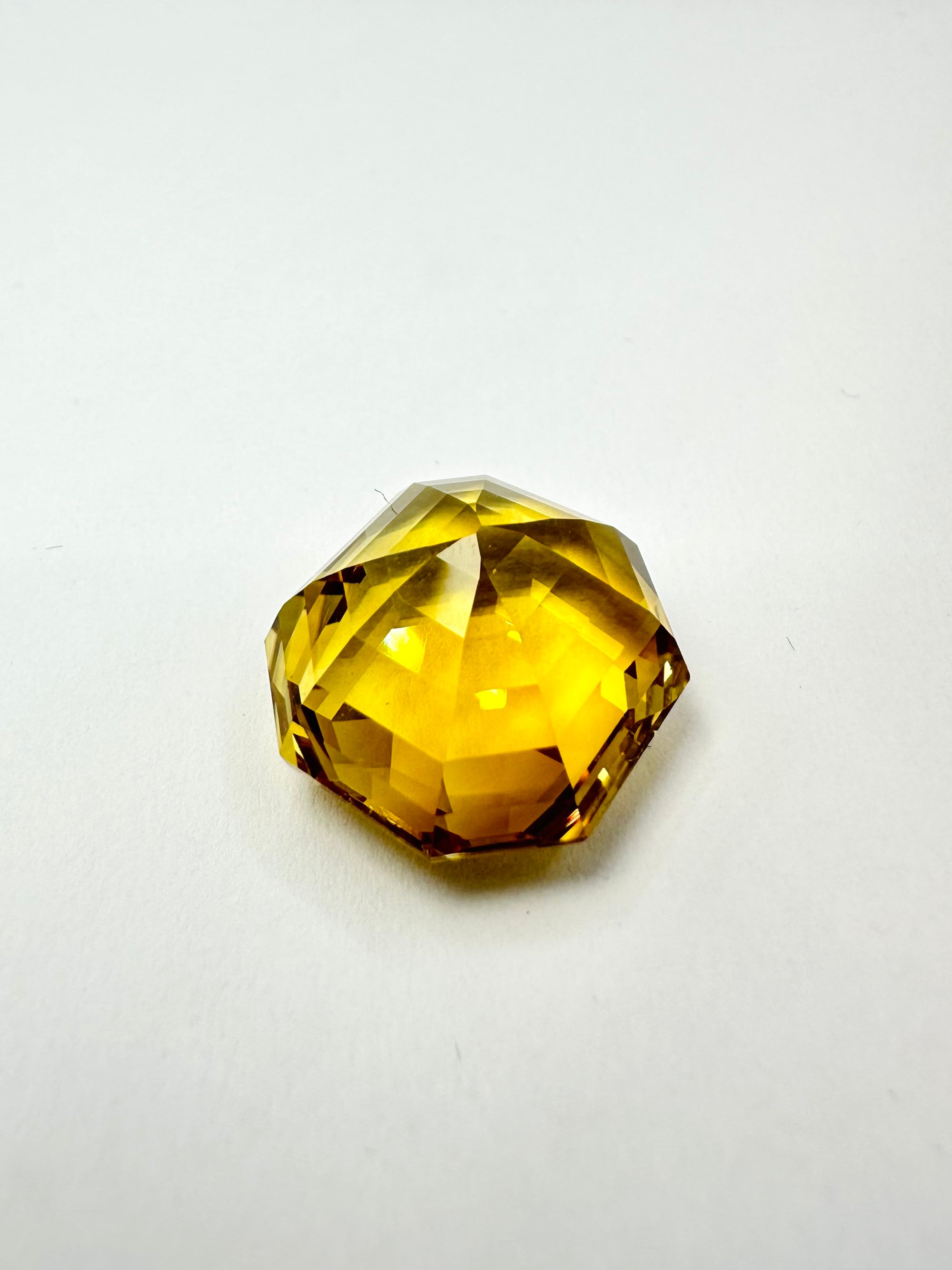 18.91cts 17.01x15.30mm Octagonal Faceted Citrine