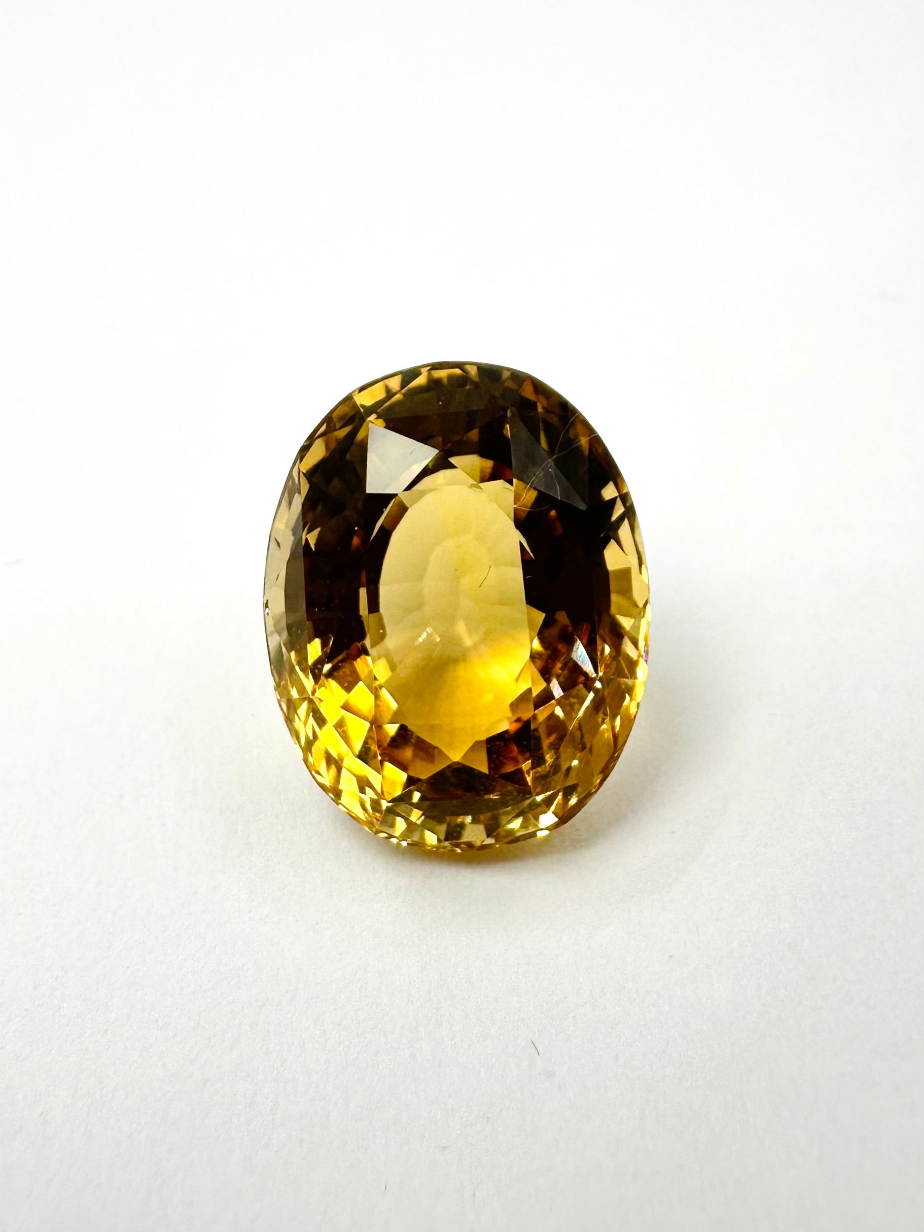 14.56cts 16.72x13.42mm Oval Faceted Citrine