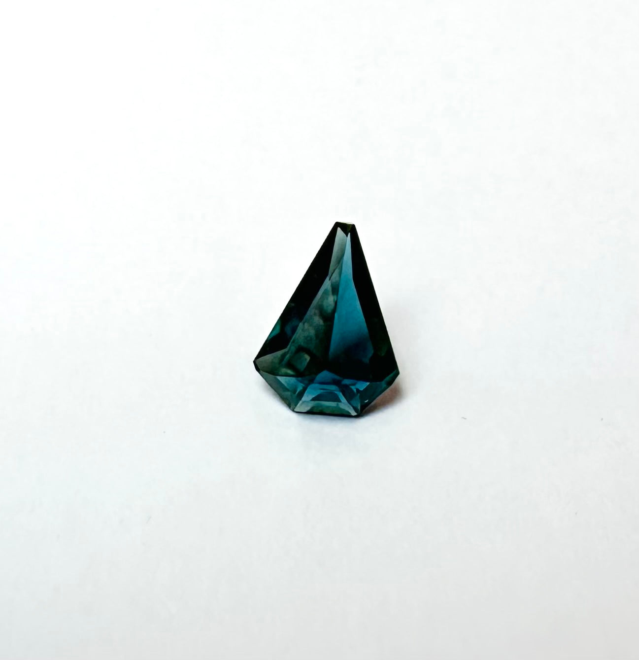 0.67cts 7.73x5.73mm Kite Cut Teal Sapphire
