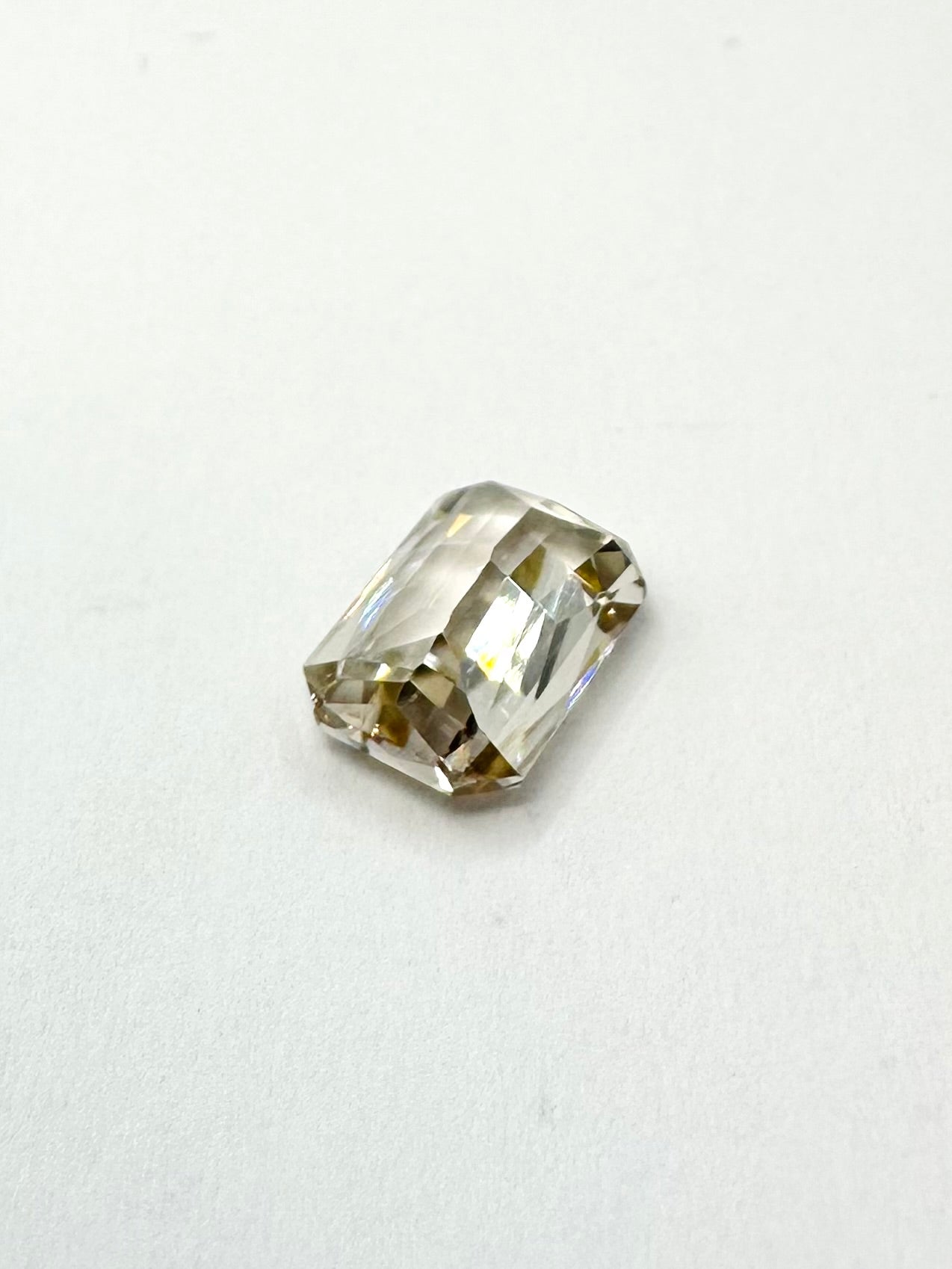 3.31cts 9.76x6.56mm Baguette Step Cut Champagne Zircon
