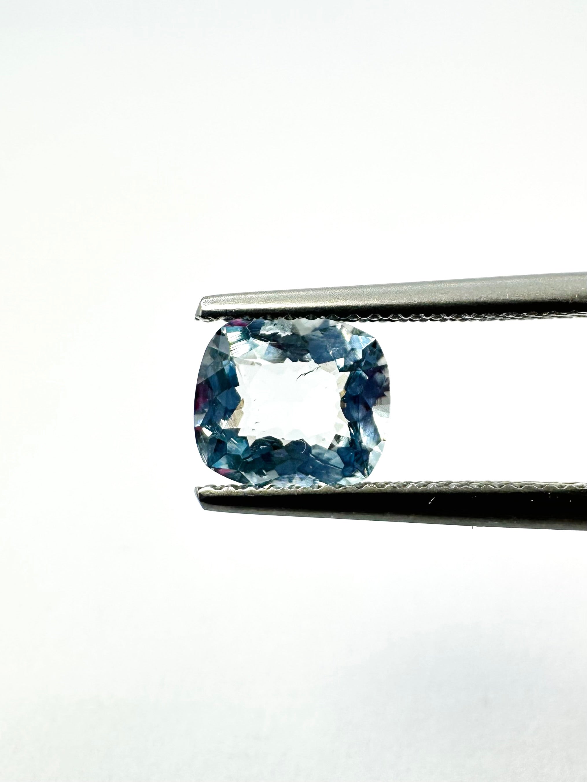 1.40cts 7.89x7.20mm Cushion Faceted Blue Aquamarine