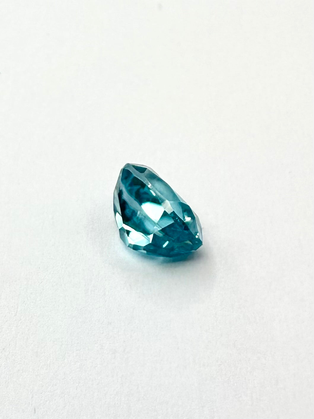 2.18cts 7.23x5.54mm Cushion Faceted Teal Blue Zircon
