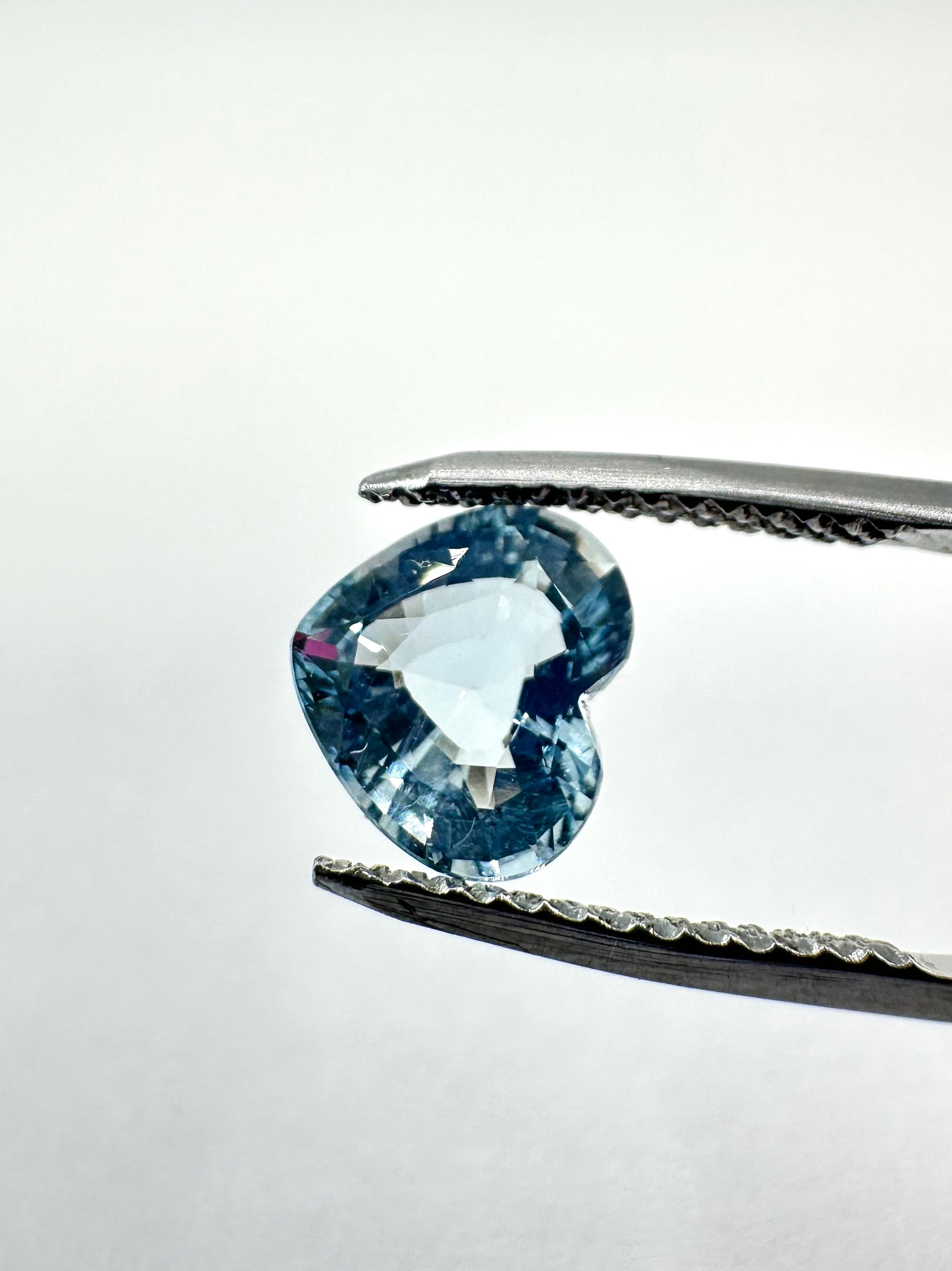 1.40cts 7.42x8.27mm Heart Faceted Aquamarine