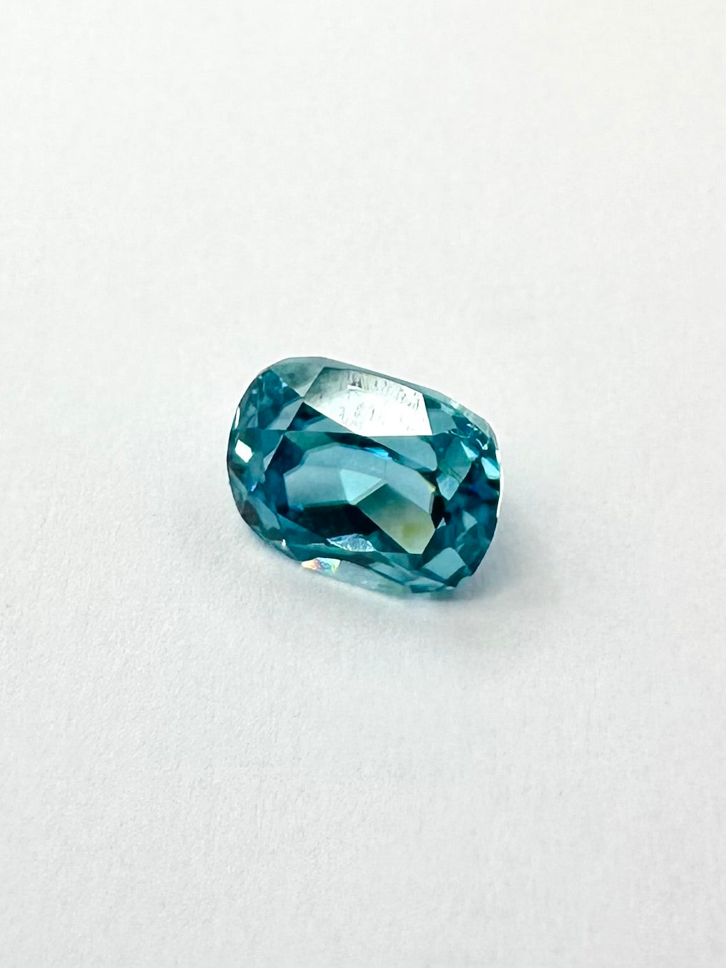 2.18cts 7.23x5.54mm Cushion Faceted Teal Blue Zircon