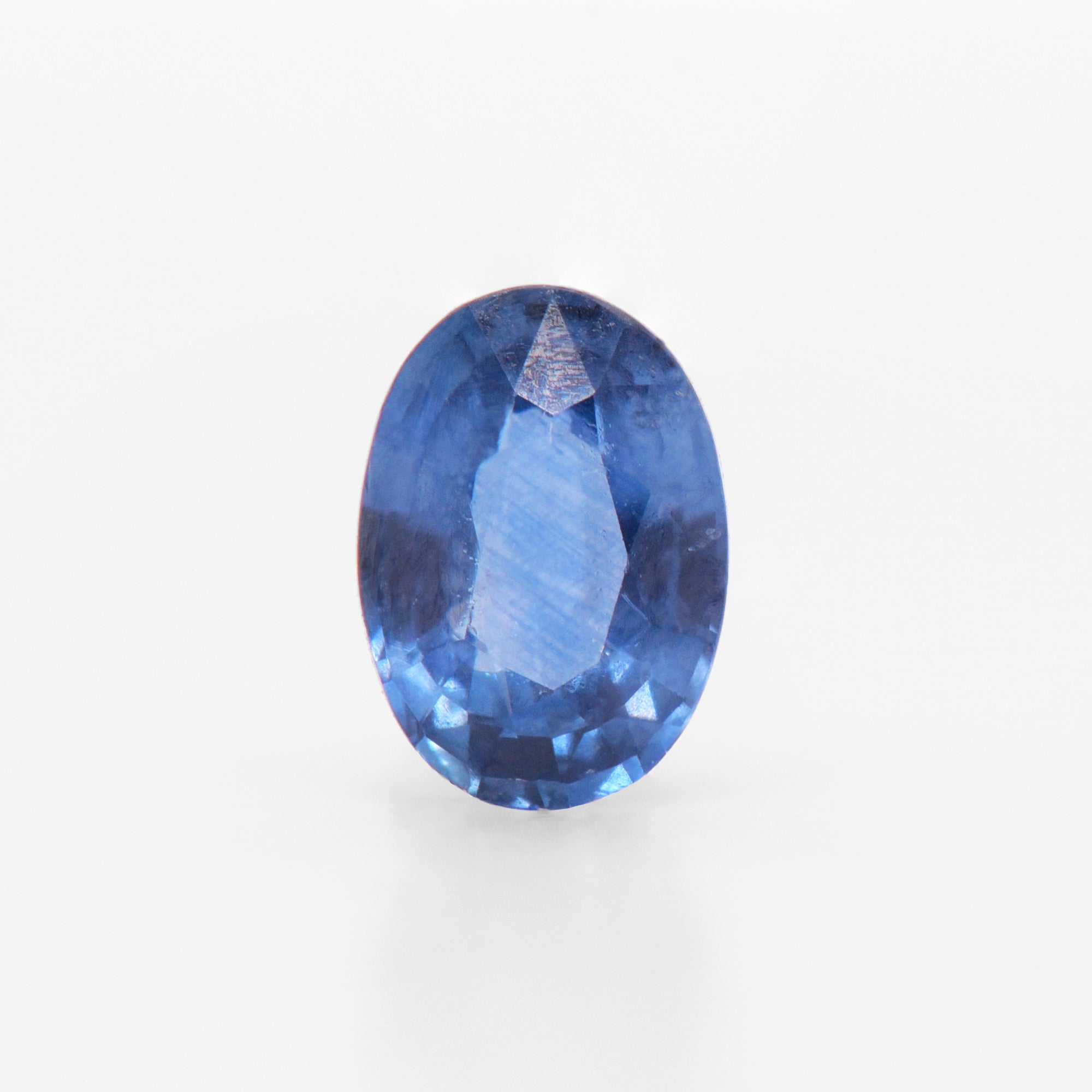0.82cts 6.5x4.6mm Oval Faceted Blue Sapphire