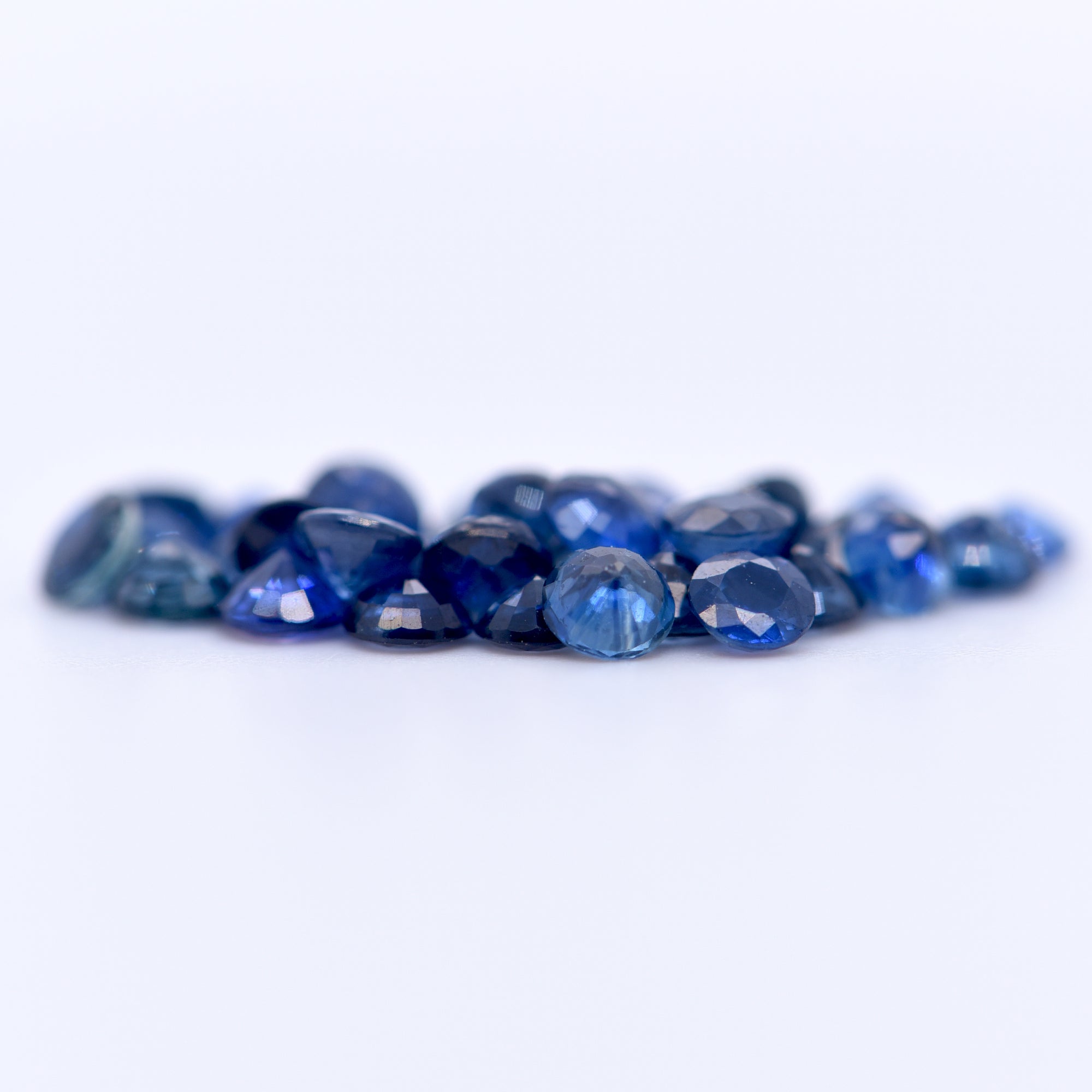 3mm Round Faceted Blue Sapphires