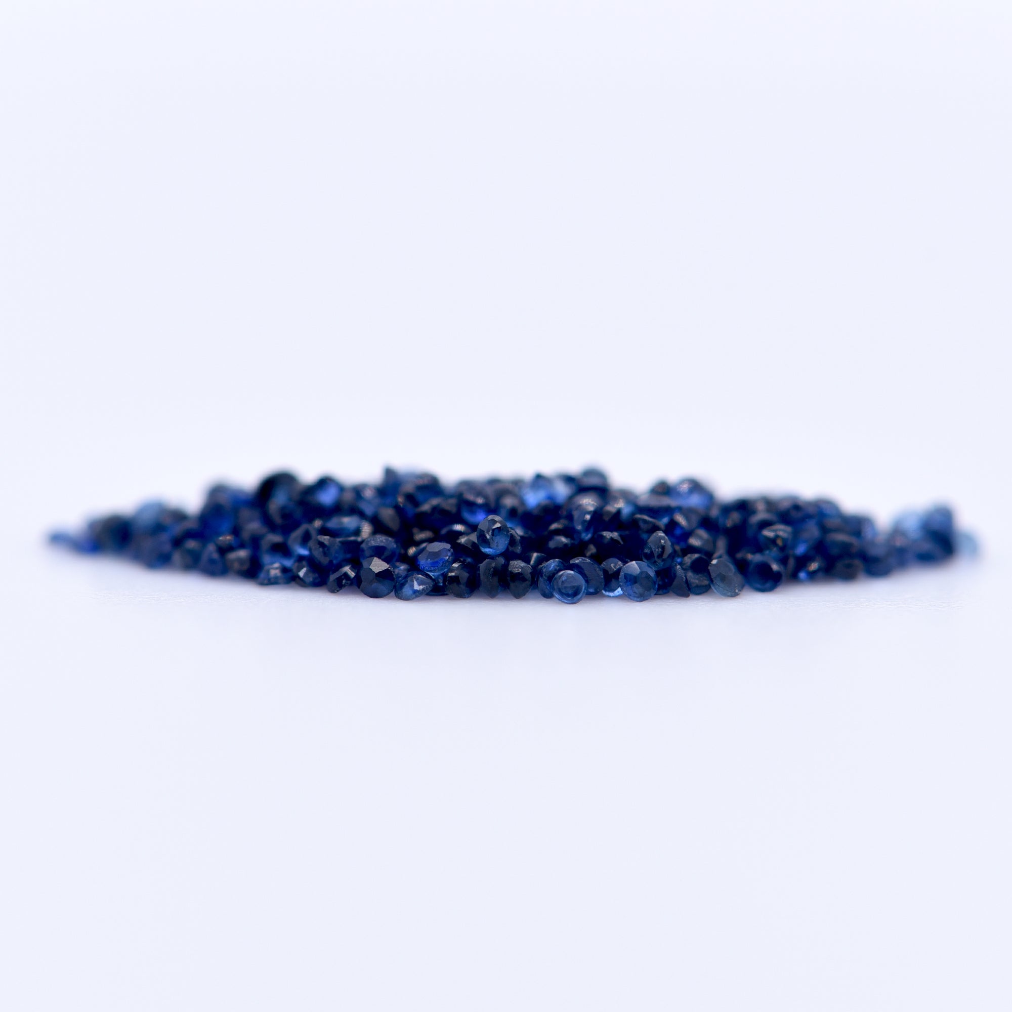 0.75mm Round Faceted Blue Sapphires