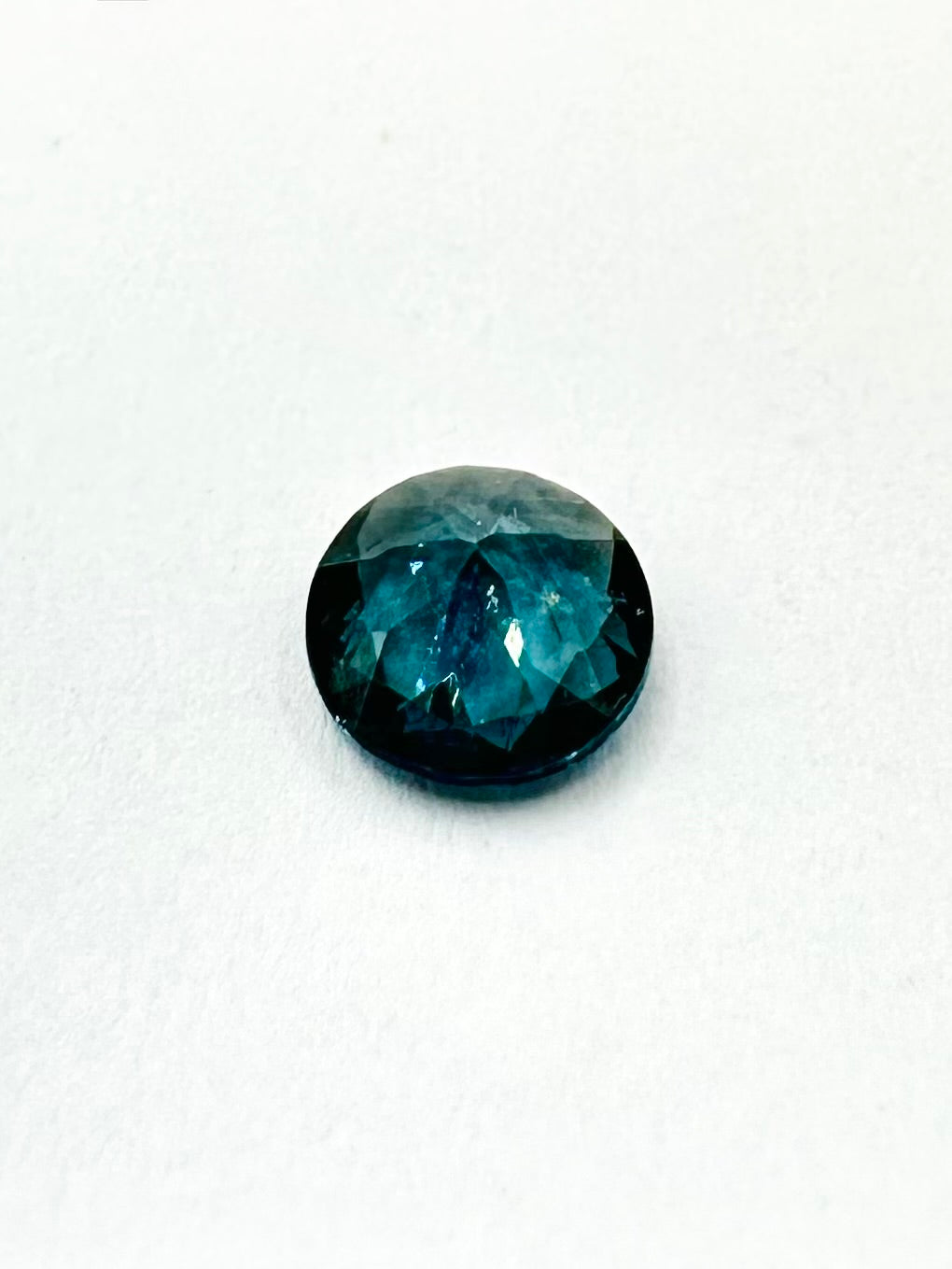 1.01cts 6.76x3.15 round faceted Cobalt Spinel