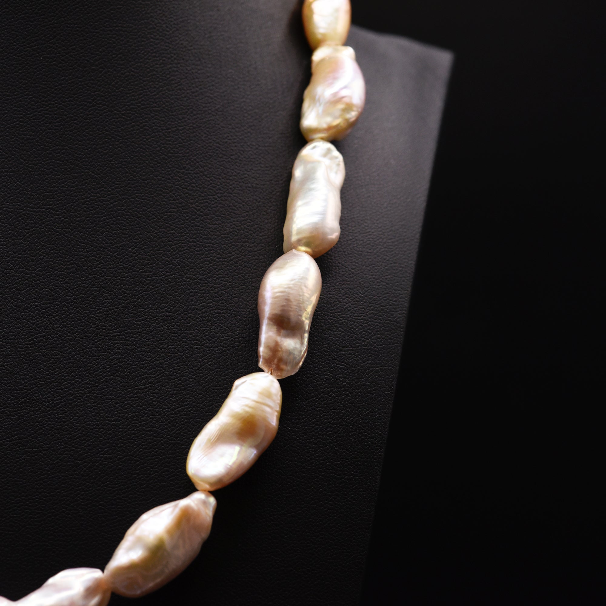 26mm Baroque Peach Loose Pearl String