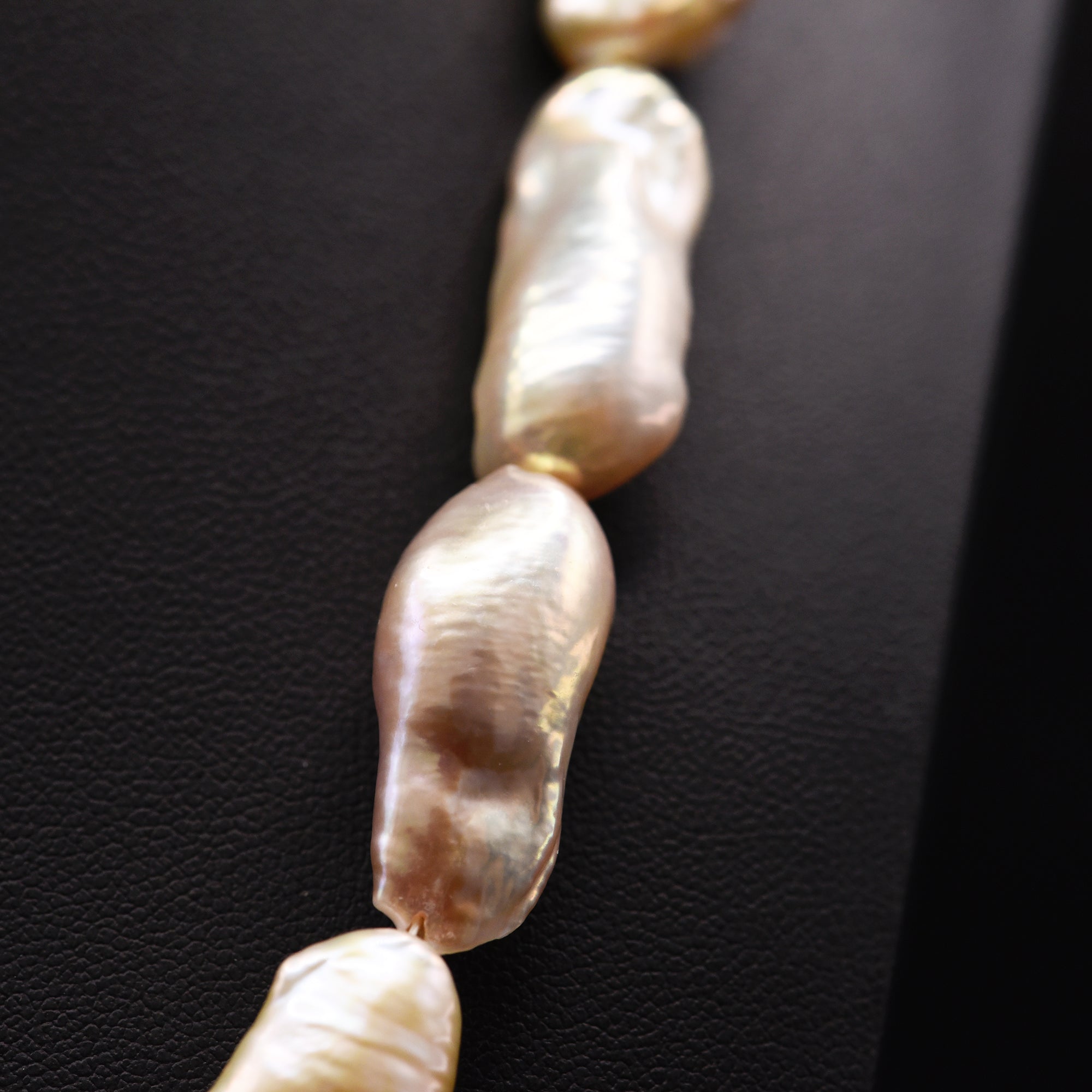 26mm Baroque Peach Loose Pearl String