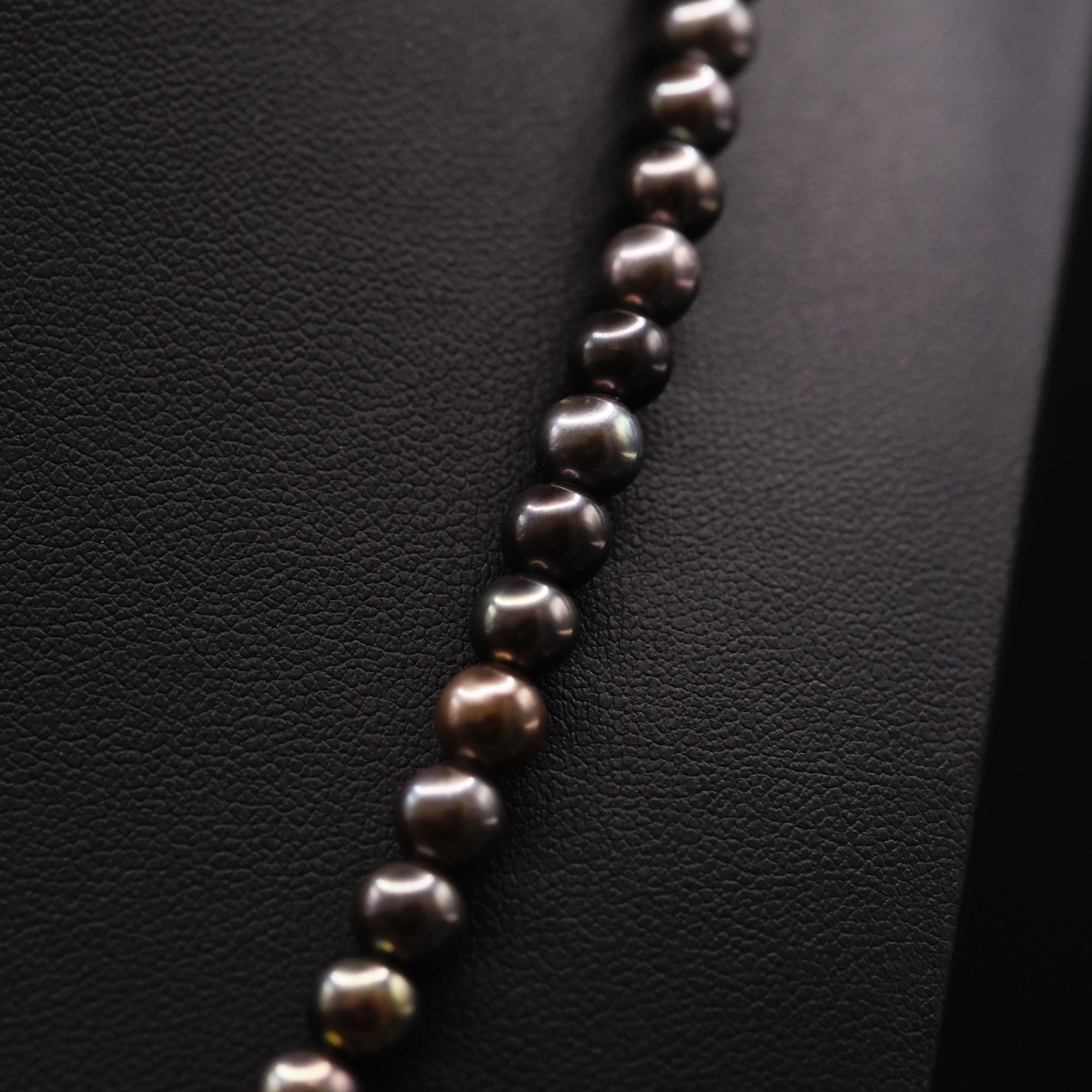 6mm Off Round Black Loose Pearl String