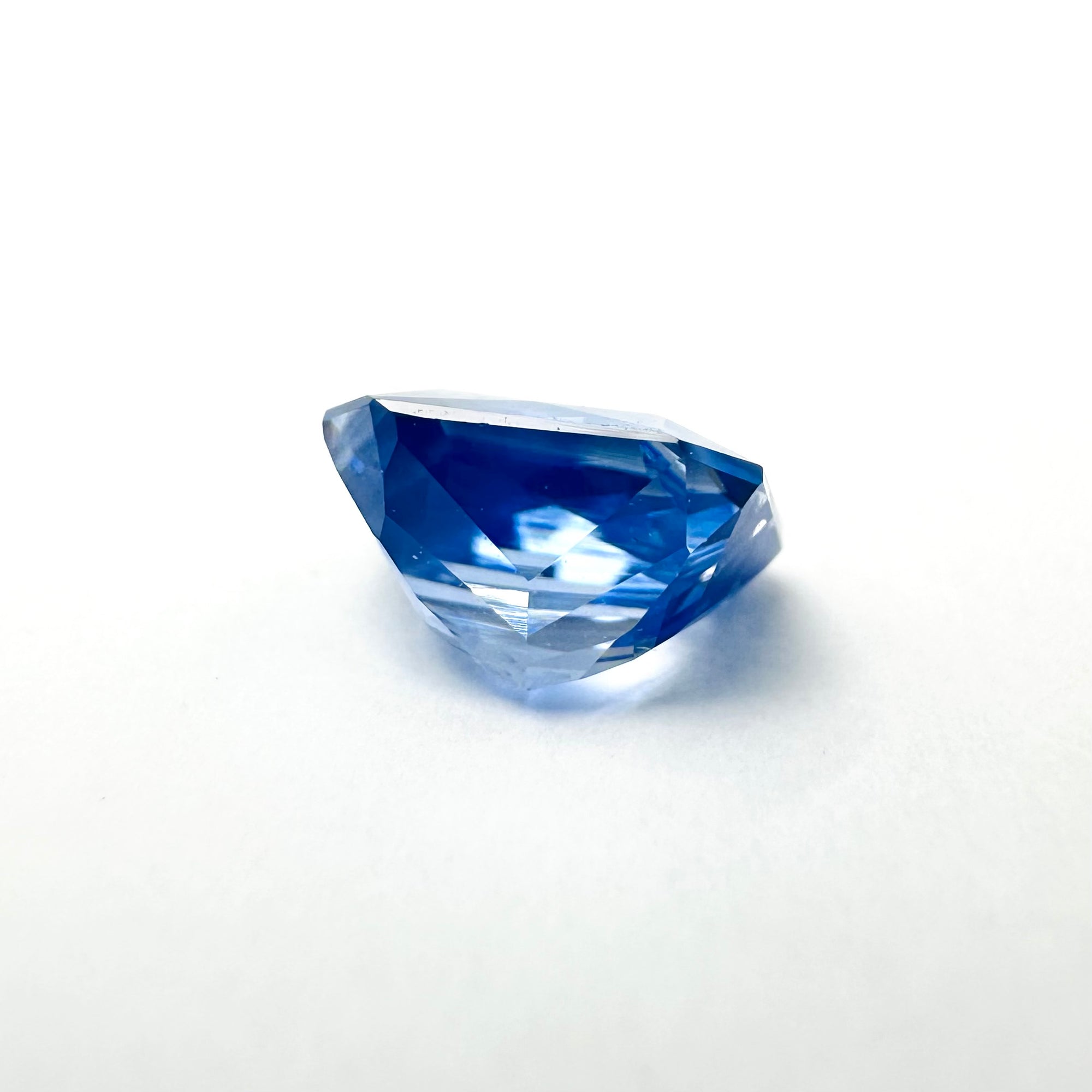 1.26cts 6.5x5.5mm octagon faceted blue sapphire