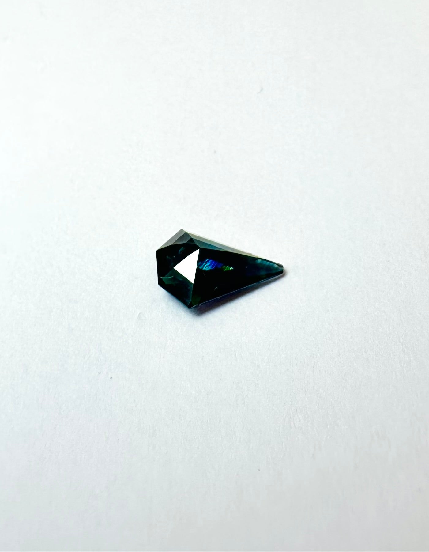 0.86cts 8.35x6.07mm kite faceted Teal Sapphire