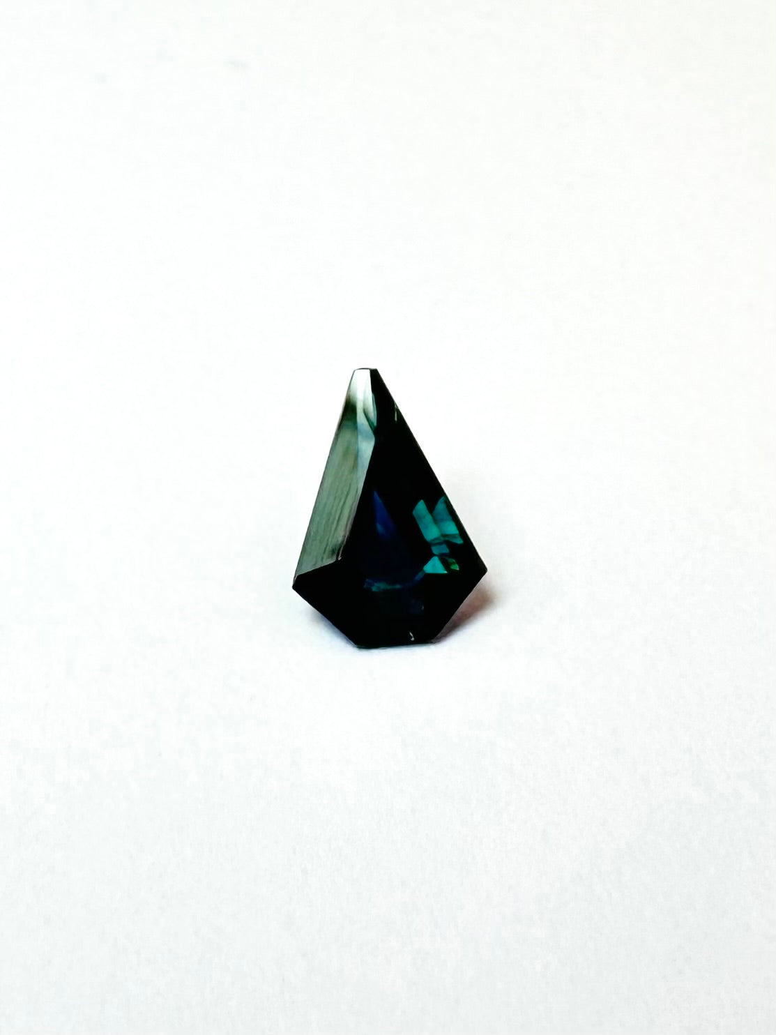 0.86cts 8.35x6.07mm kite faceted Teal Sapphire