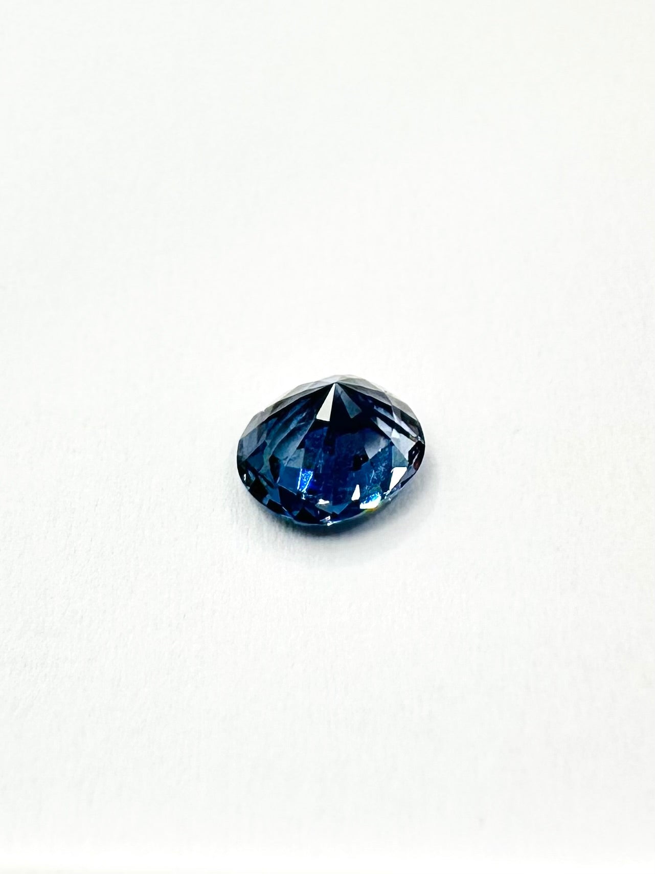 1.04cts 6.83x5.52 Oval Faceted Cobalt Sapphire