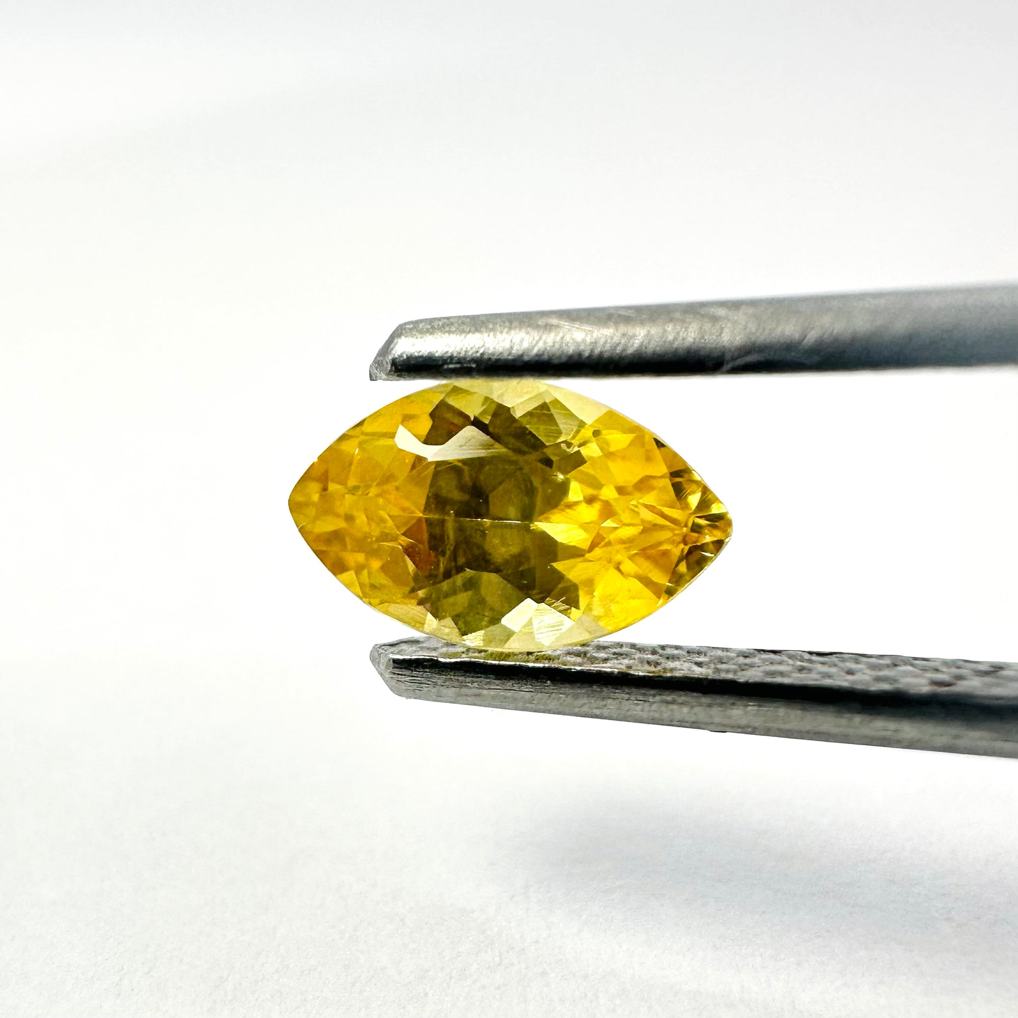0.78cts 7.3x4.5mm Marquise Cut Faceted Yellow Sapphire