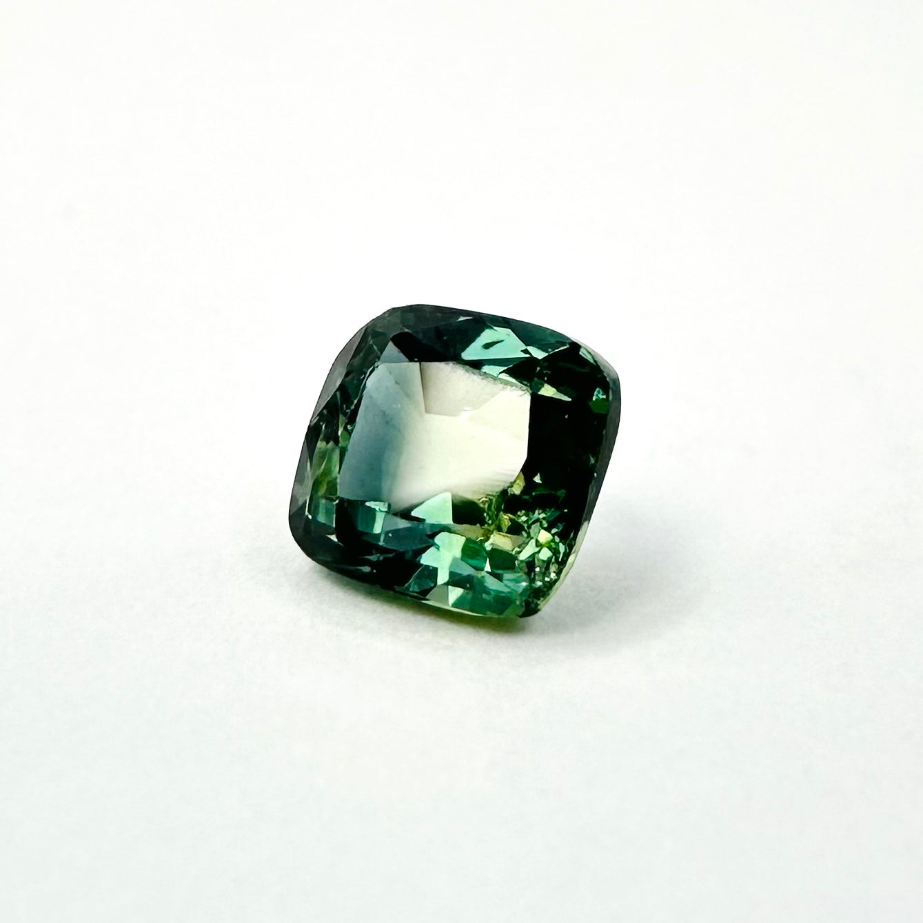1.02cts 5.3x5.1mm Cushion Cut Faceted Teal Sapphire