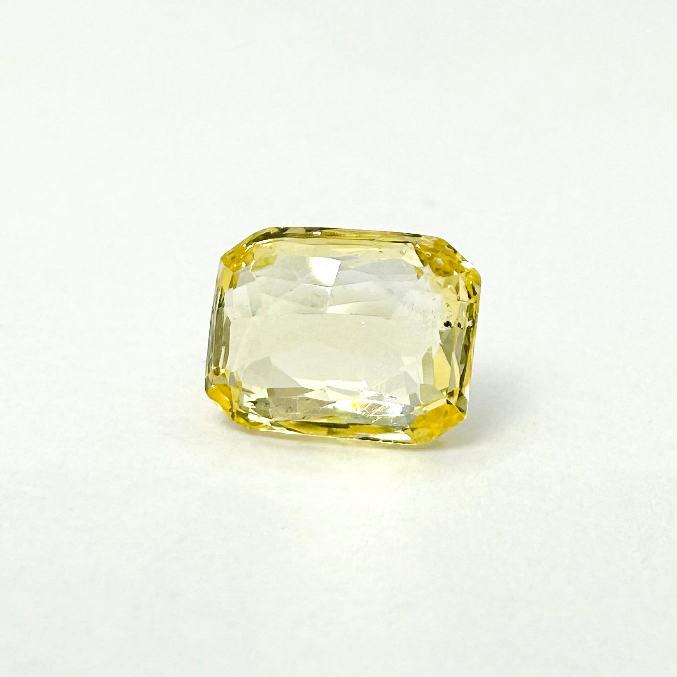 1.24cts 6.7x5.2mm Octagon Shaped Yellow Sapphire
