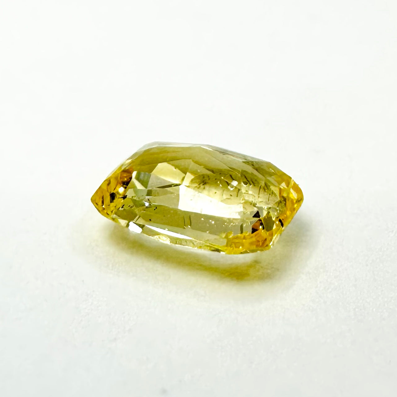 1.24cts 6.7x5.2mm Octagon Shaped Yellow Sapphire