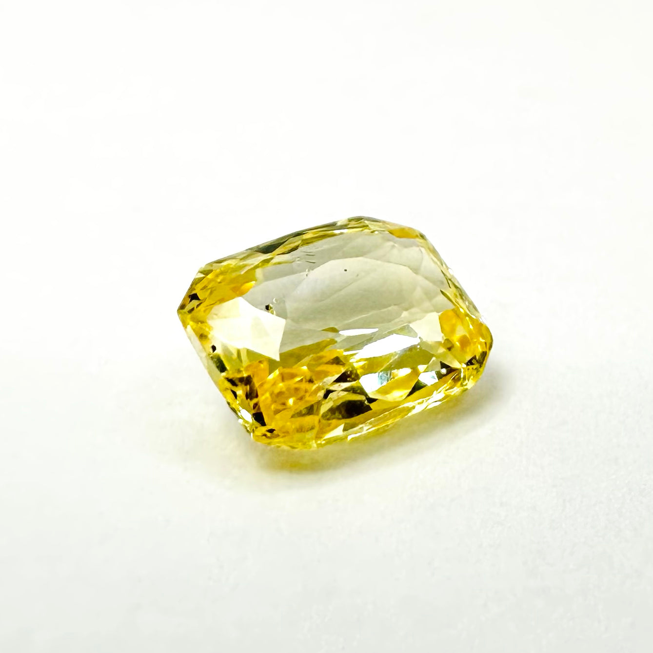 1.24cts 6.7x5.2mm Octagon Shaped Yellow Sapphire