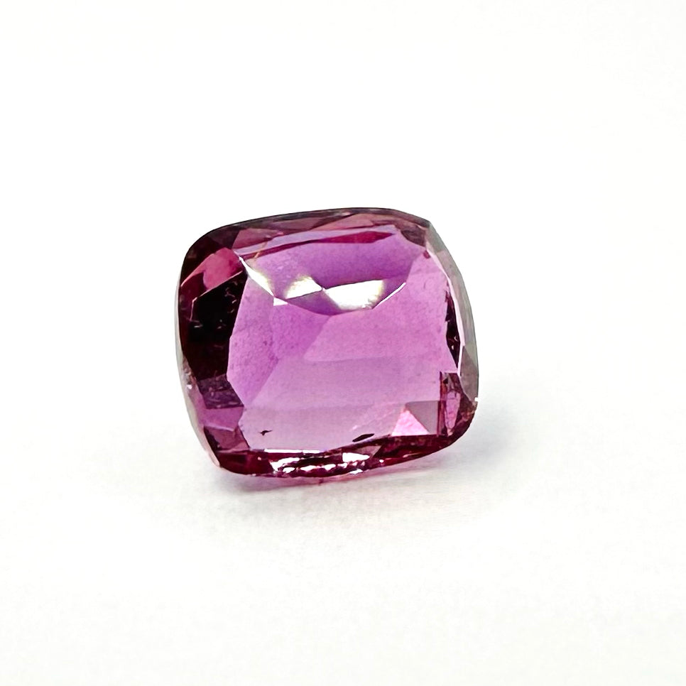 1.06cts 5.5x5mm Cushion Cut Faceted Pink-Purple Sapphire