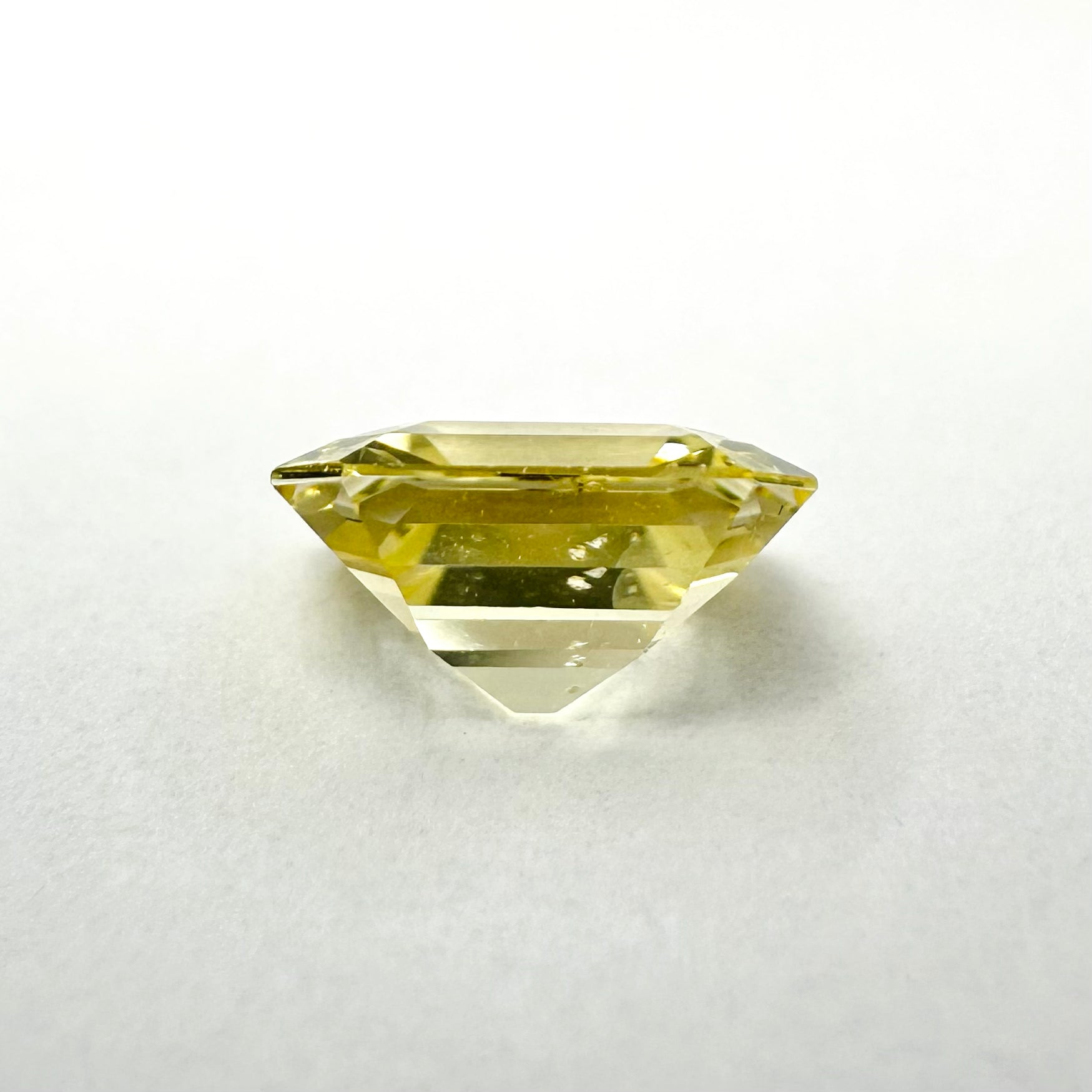 1.05cts 6.5x4.5mm Octagon Shaped Yellow Sapphire