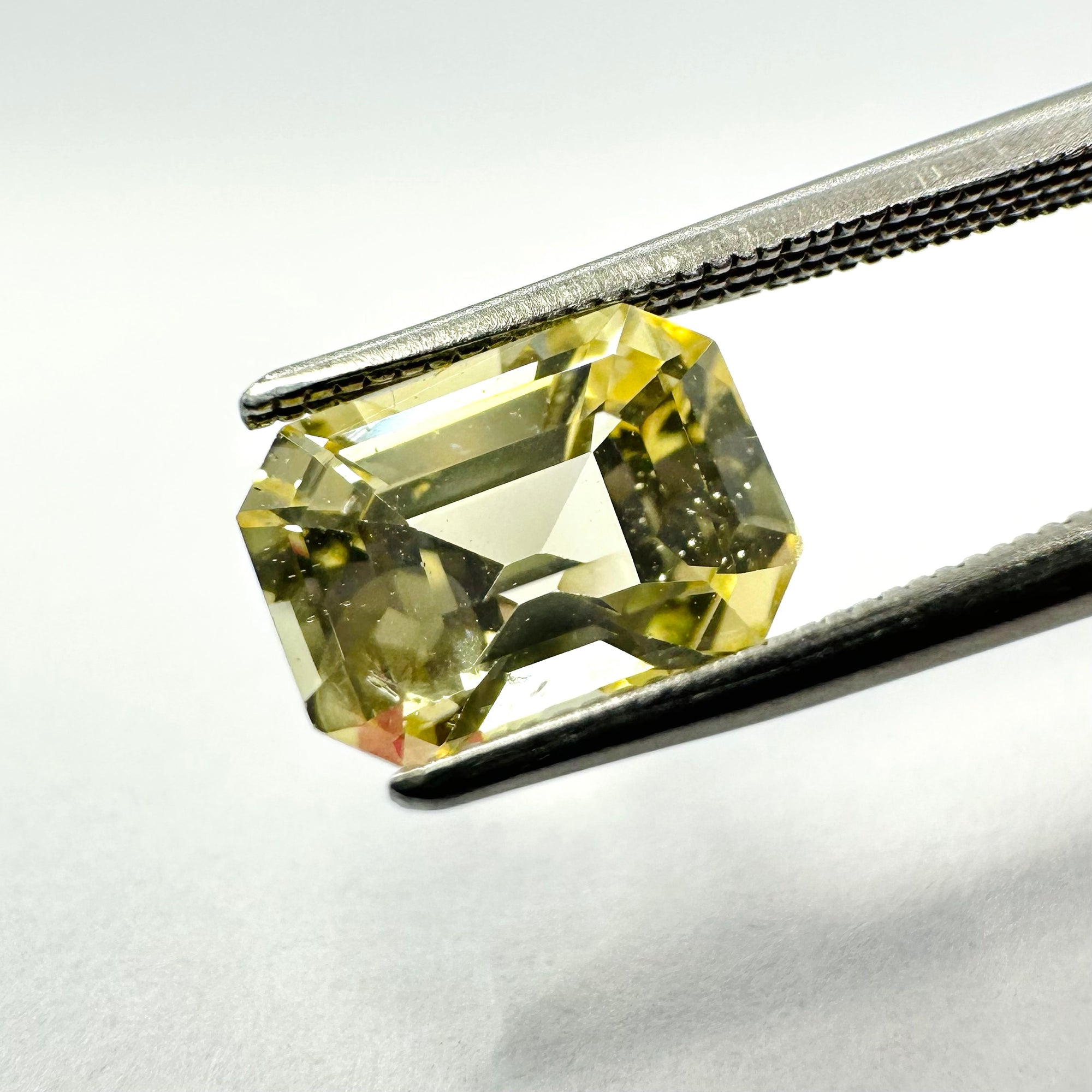 1.05cts 6.5x4.5mm Octagon Shaped Yellow Sapphire