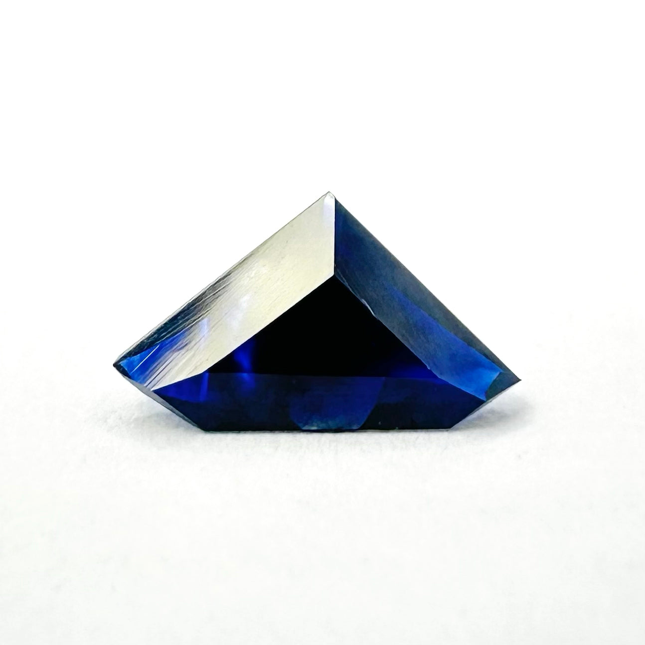 0.43cts 8x4.7mm Fancy Cut Kite-Shield Blue Sapphire