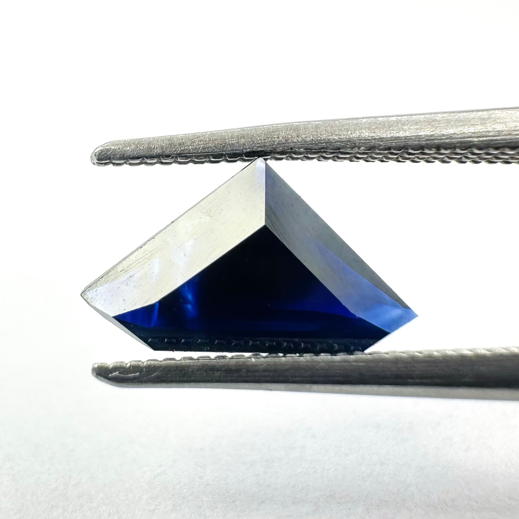 0.43cts 8x4.7mm Fancy Cut Kite-Shield Blue Sapphire