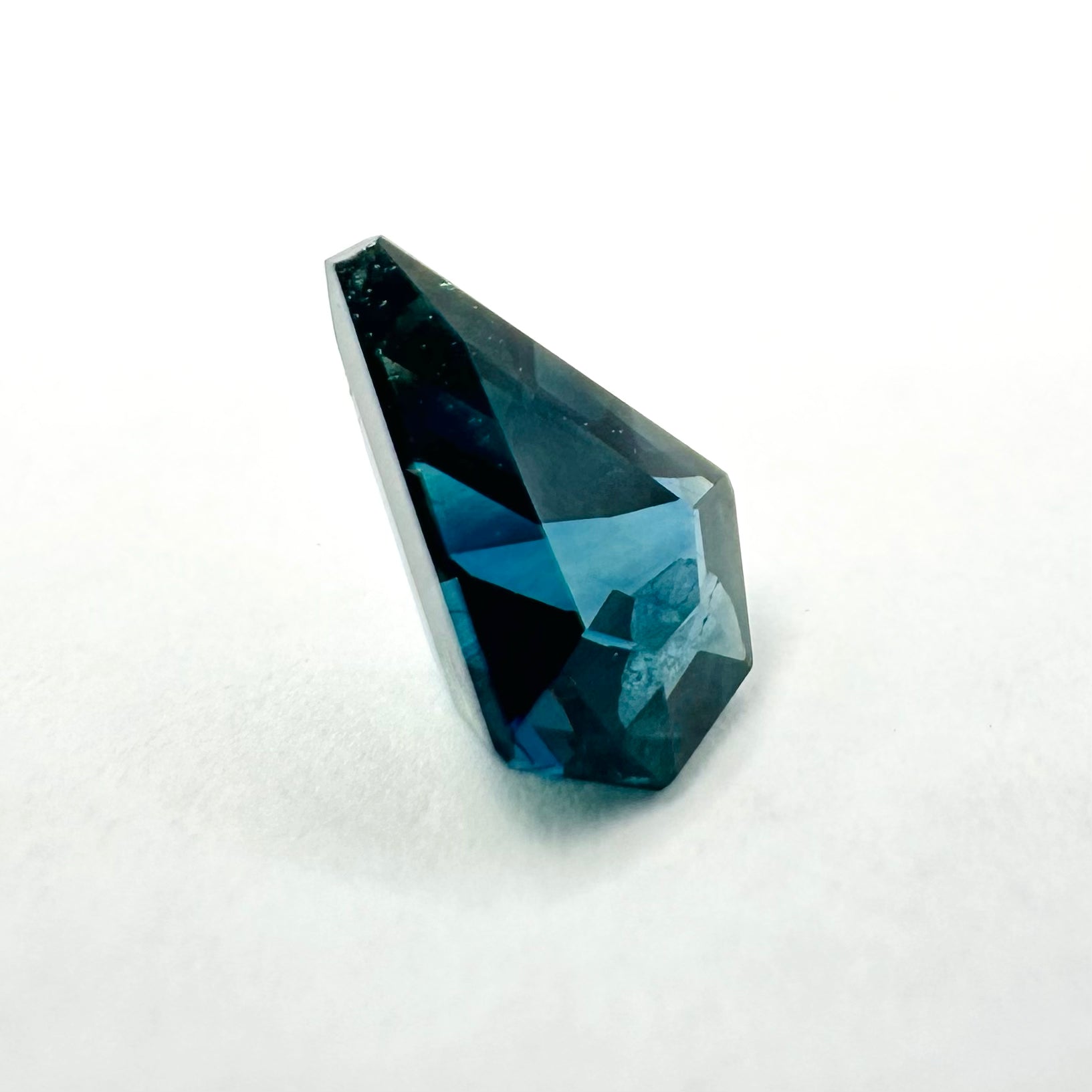 0.95cts 7.5x6 Fancy Cut Kite Teal Sapphire