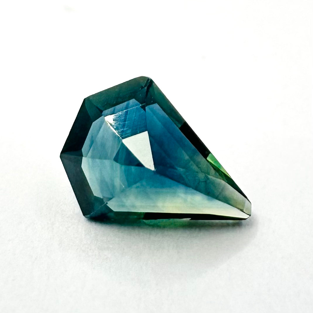 0.95cts 7.5x6 Fancy Cut Kite Teal Sapphire