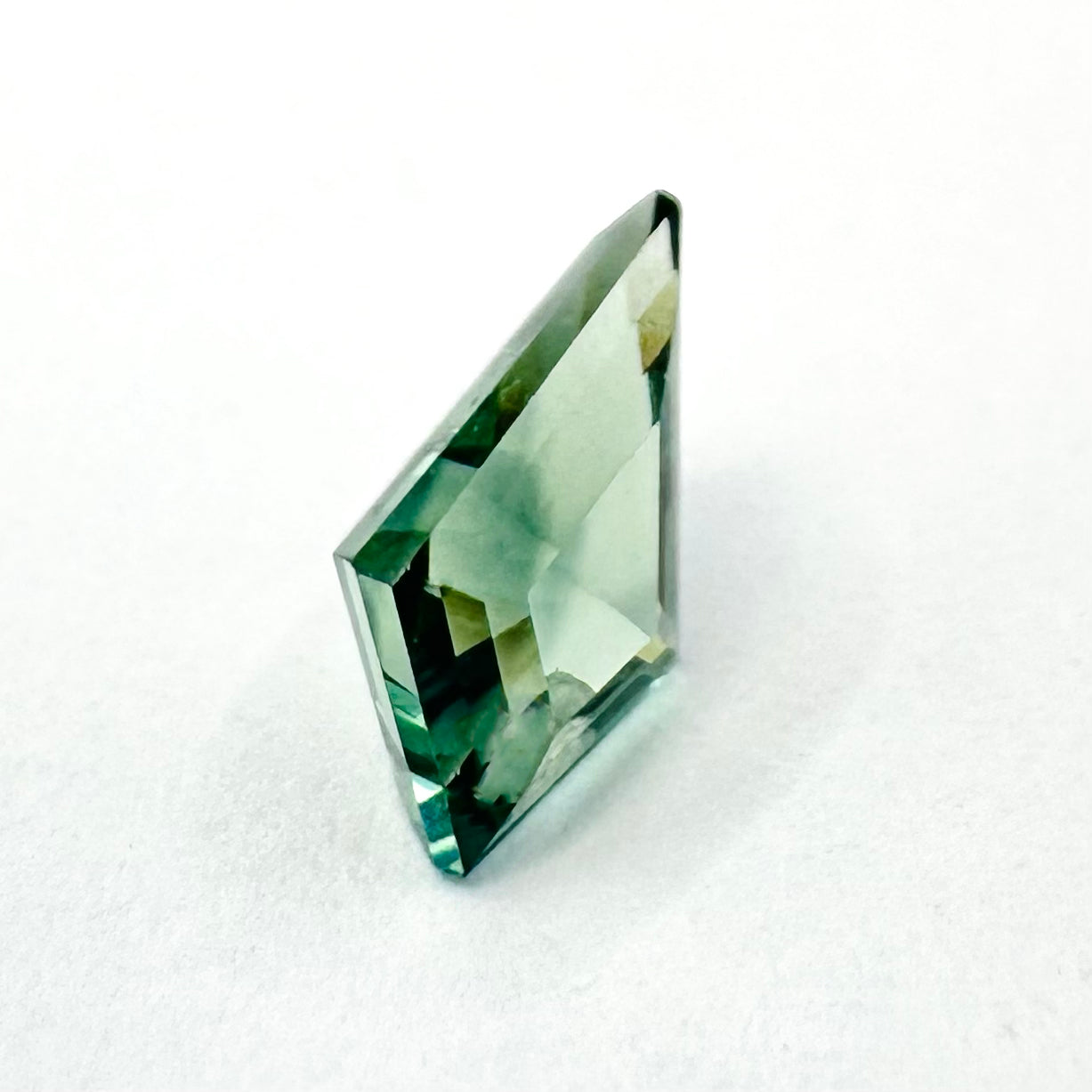 1.02cts 8.5x6mm Kite Shaped Teal Sapphire