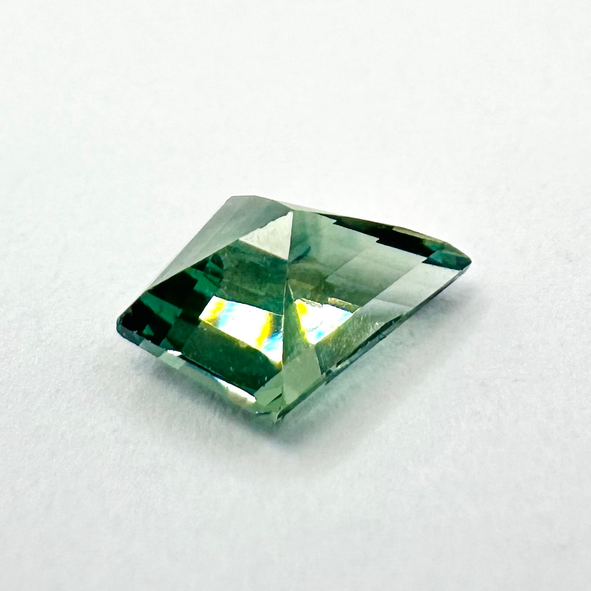 1.02cts 8.5x6mm Kite Shaped Teal Sapphire