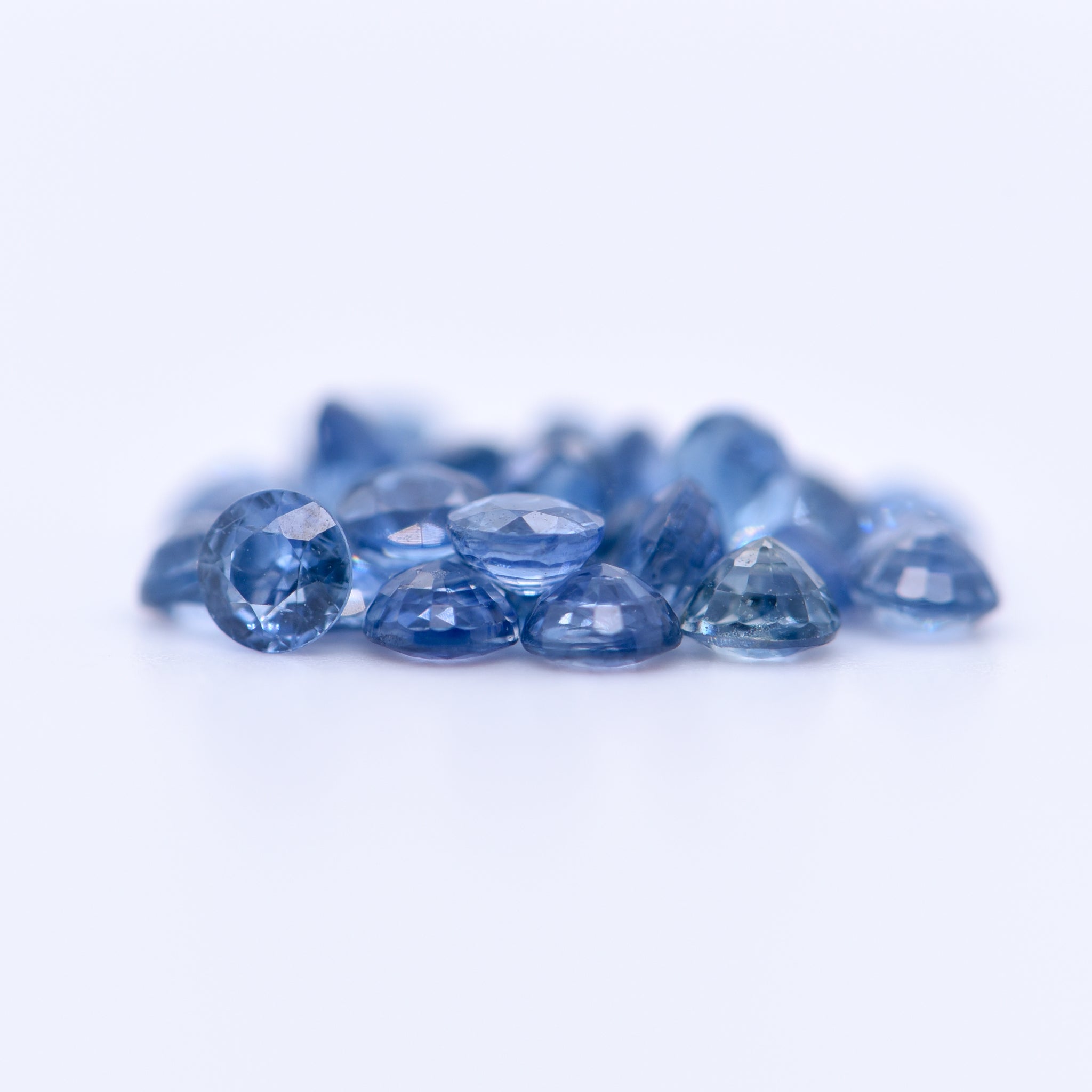 3mm Round Faceted Blue Sapphires