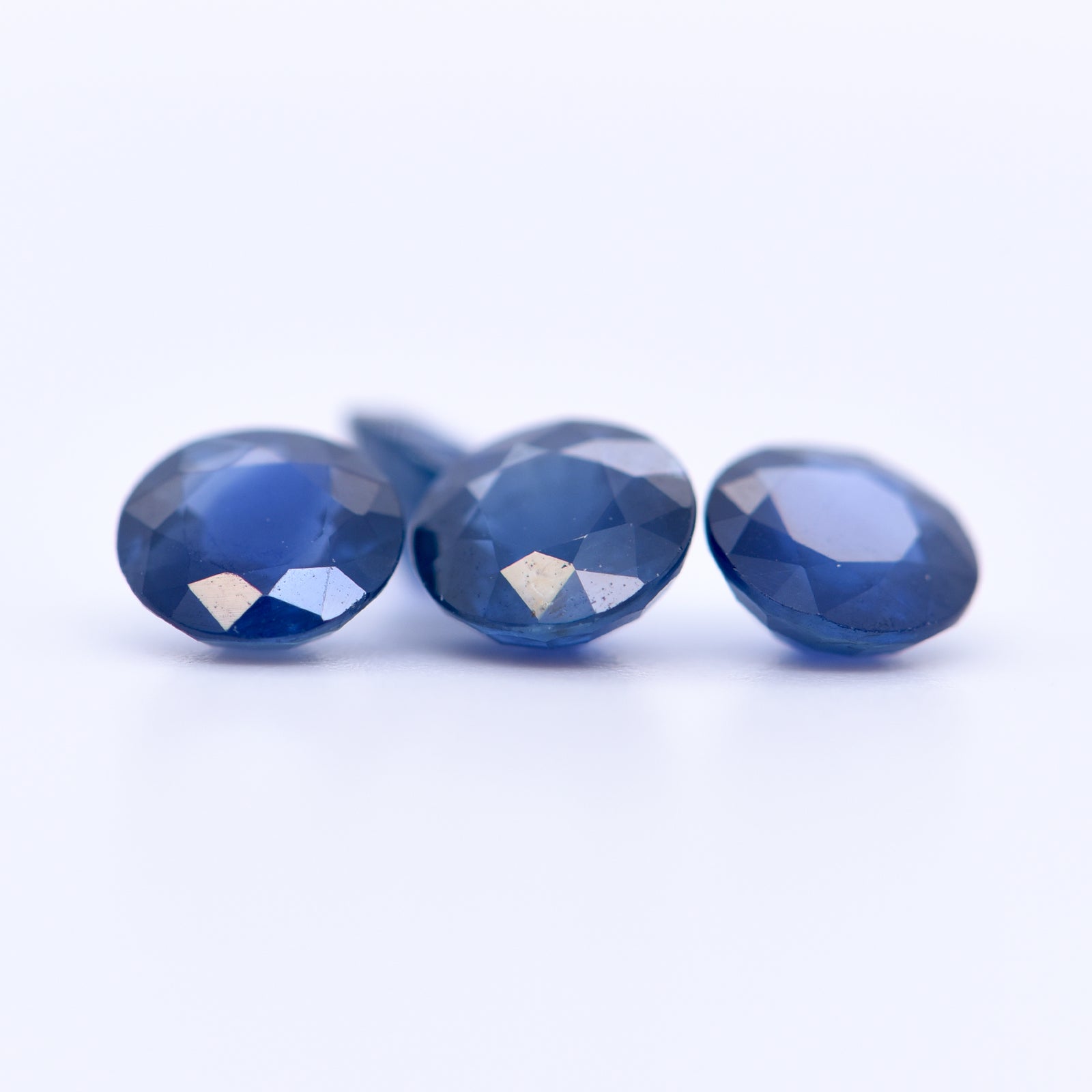 5.75mm Round Faceted Blue Sapphires