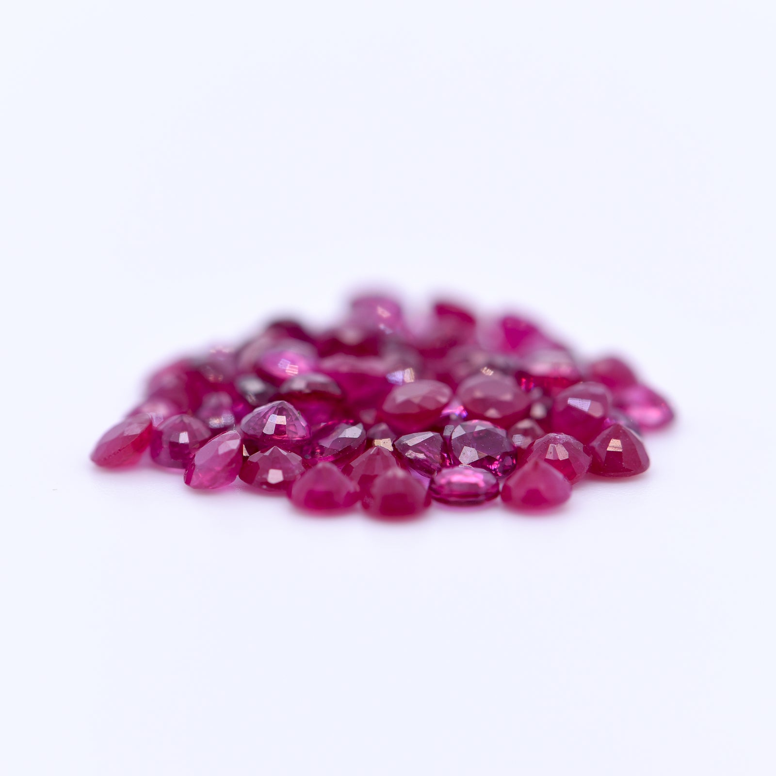 2.75mm Round Faceted Red Rubies