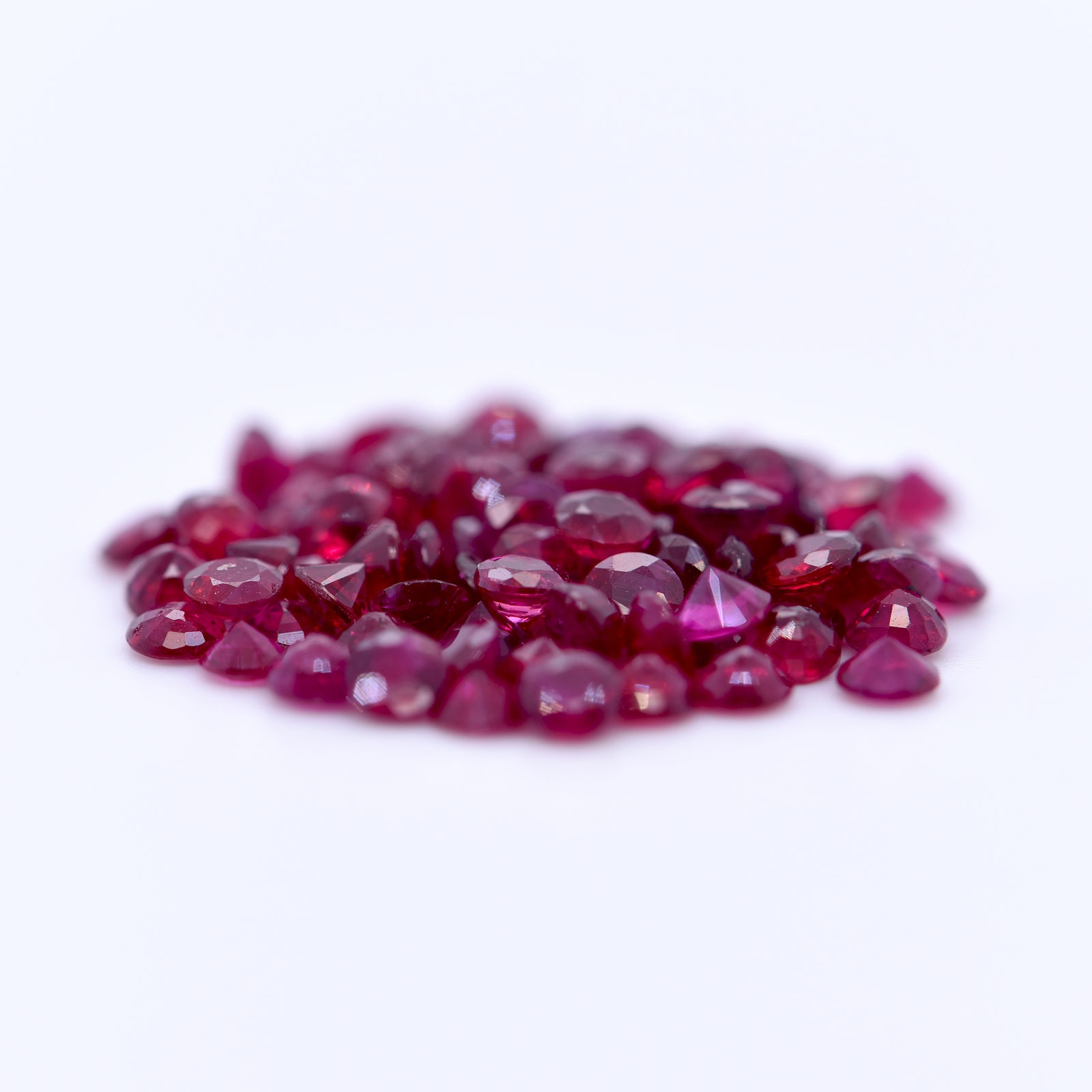 2.75mm Round Faceted Red Rubies