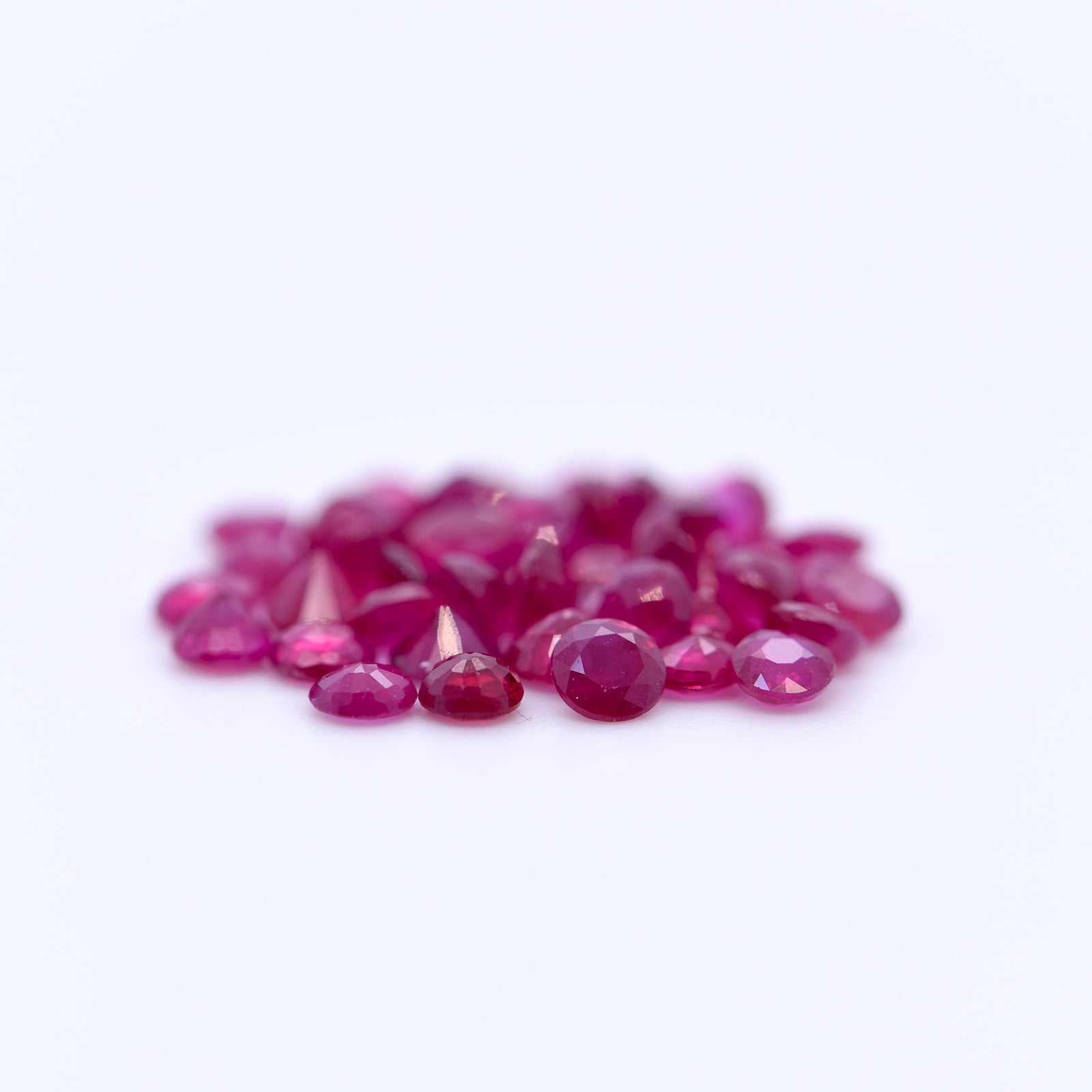 2.75mm Round Faceted Red Rubies