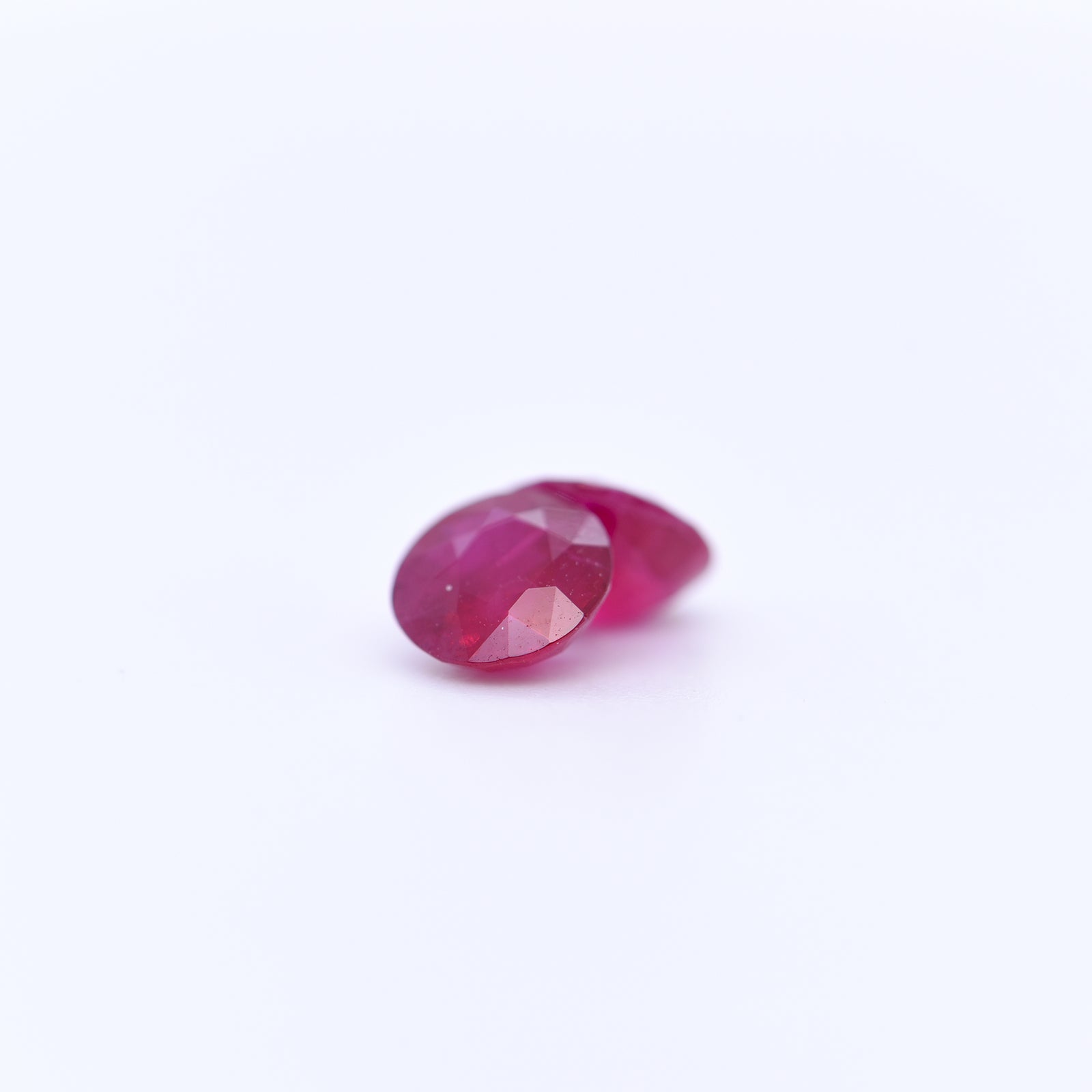 5.5mm Round Faceted Red Rubies