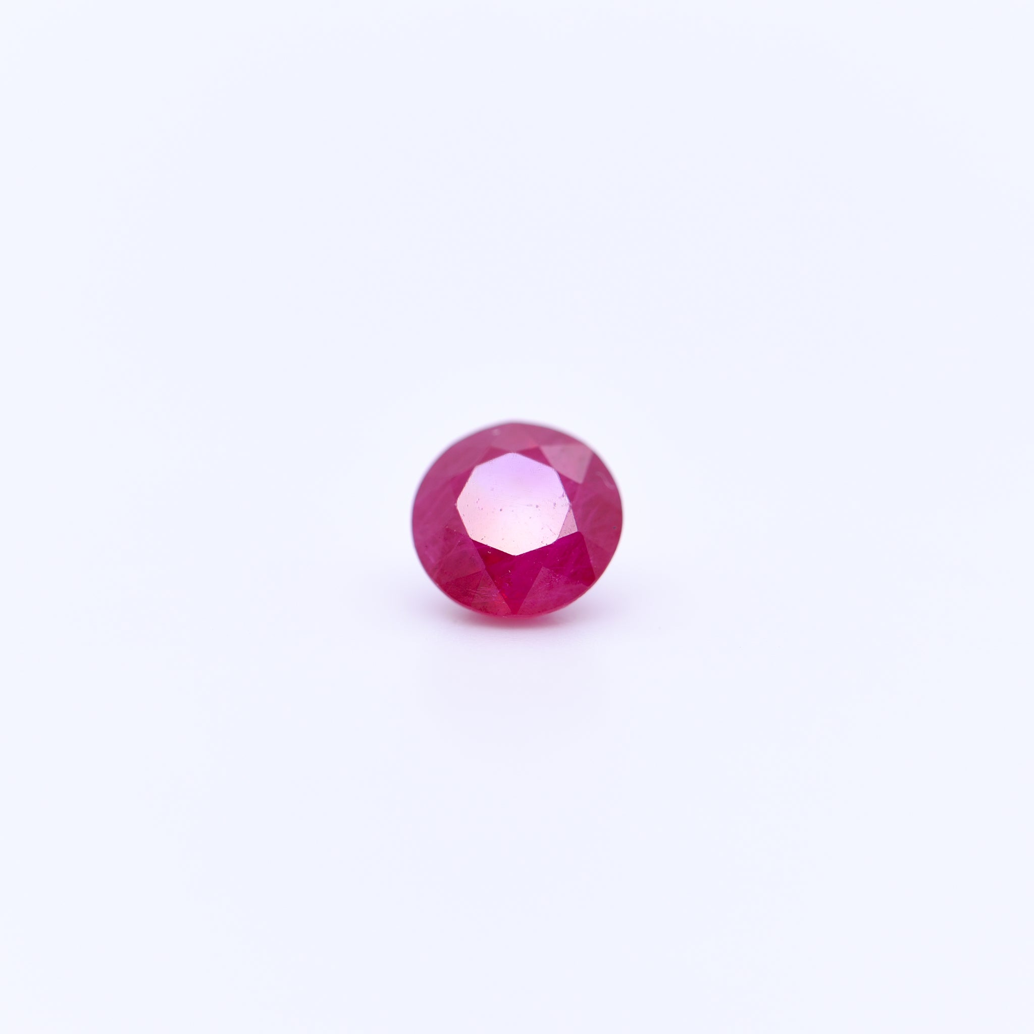 5.5mm Round Faceted Red Rubies