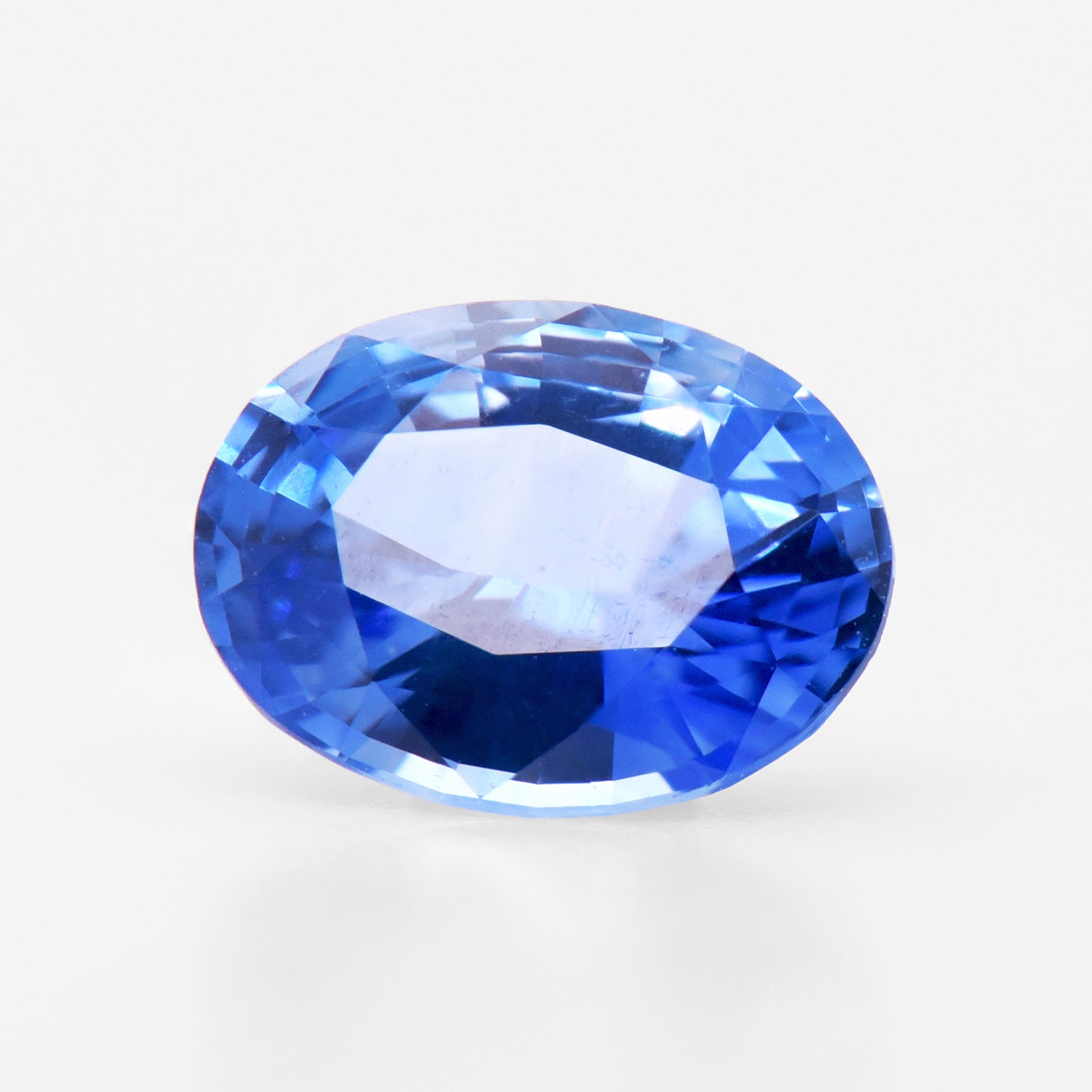 1.16cts 7.8x6mm Oval Faceted Blue Sapphire