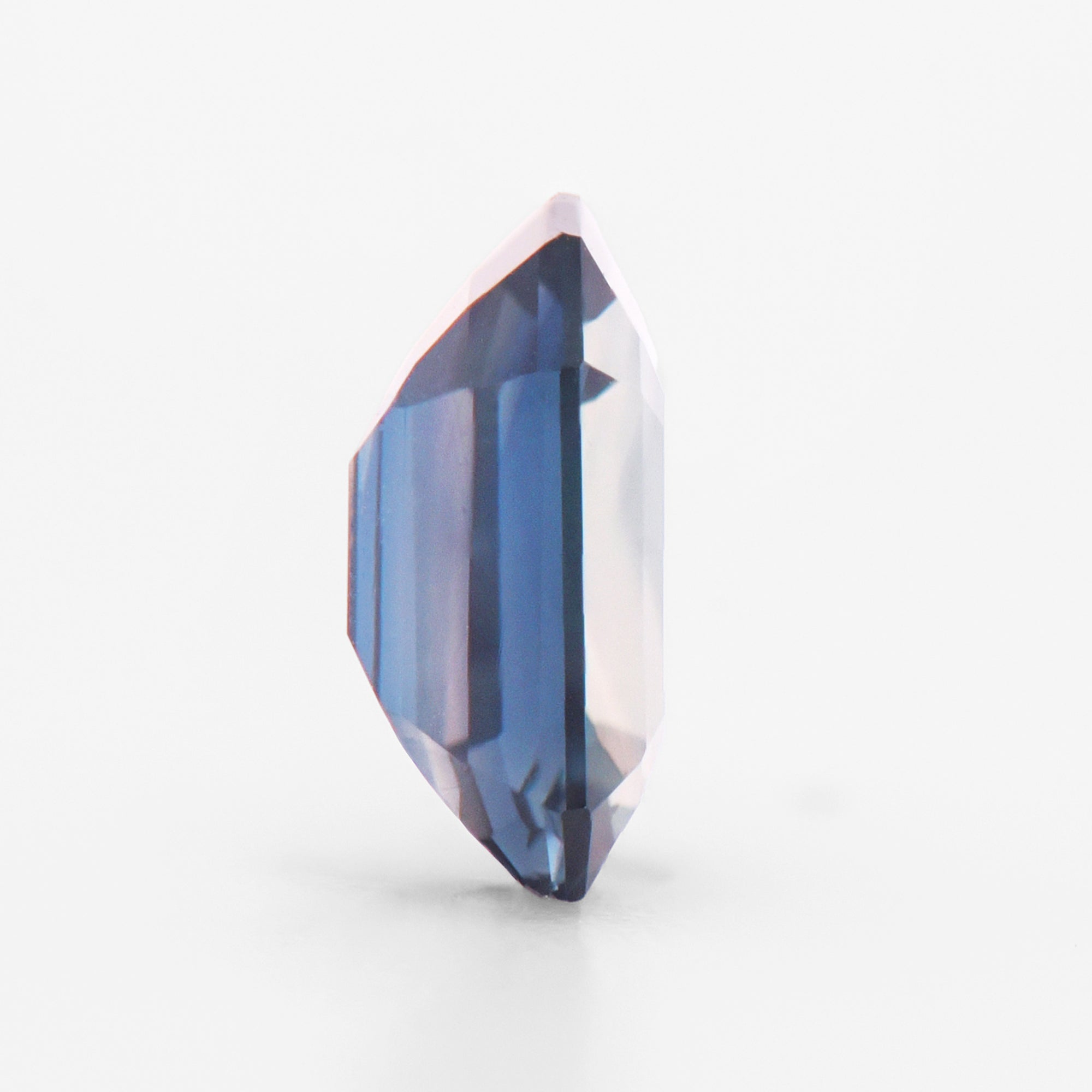 0.86cts 6.3x4.7mm Octagon Faceted Bi-Colour Sapphire