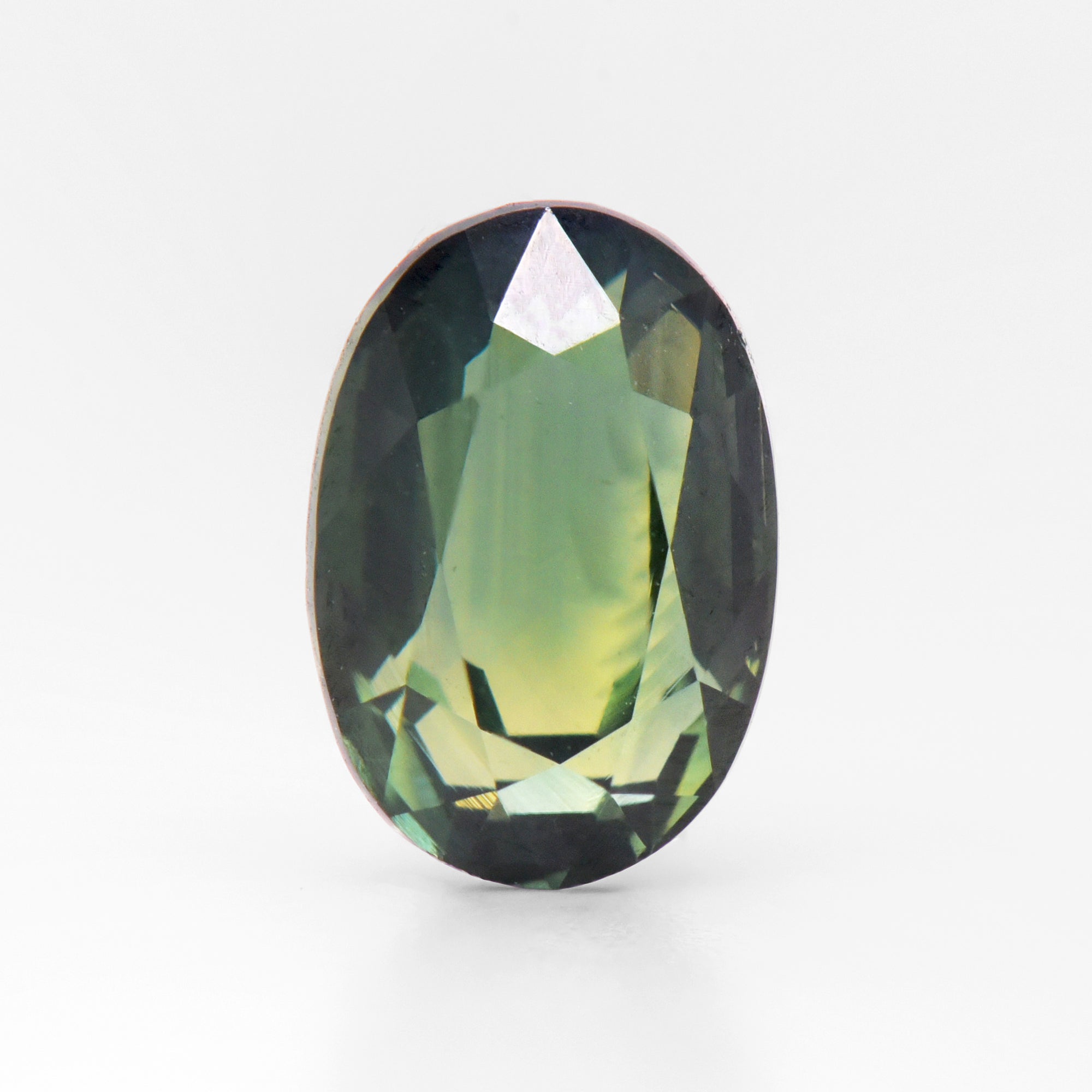 1.98cts 8.2x5.6mm Oval Faceted Green Sapphire